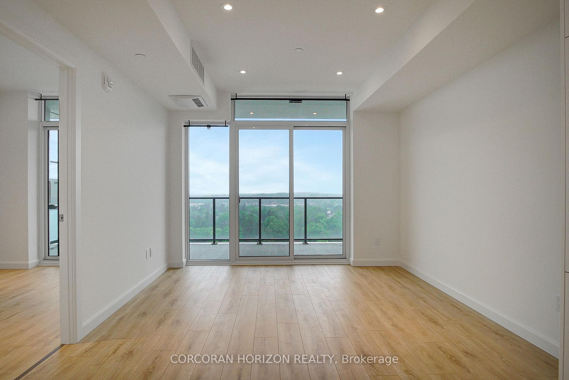 741 King Street Unit 1602 photo 11