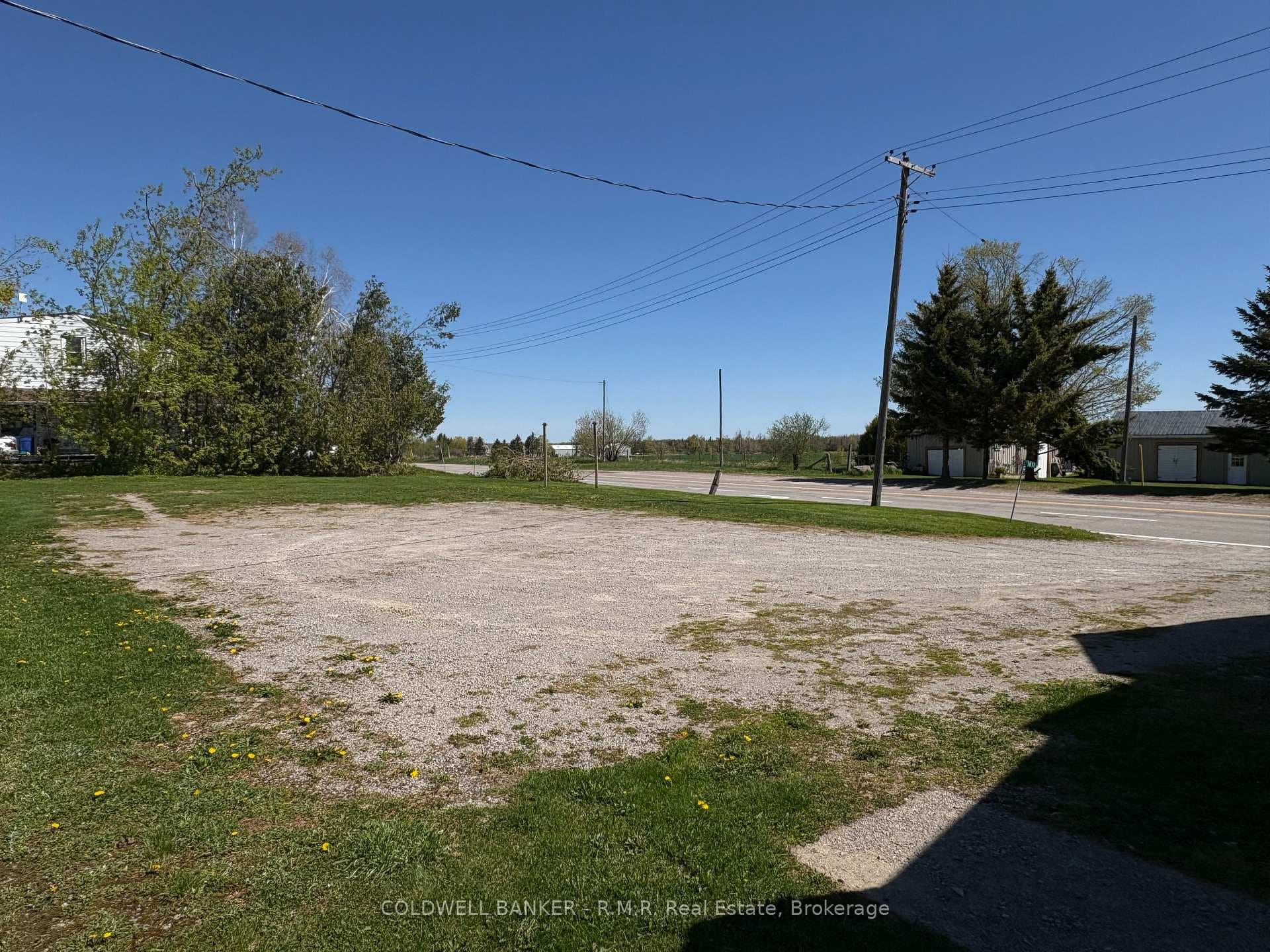 269 Glenarm Road photo 34