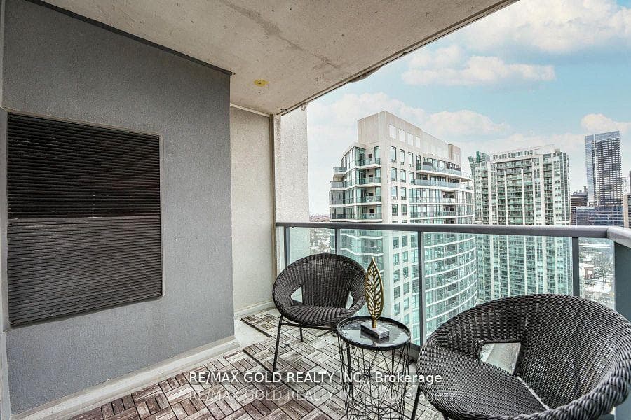 30 Harrison Garden Boulevard Unit 2310 photo 24