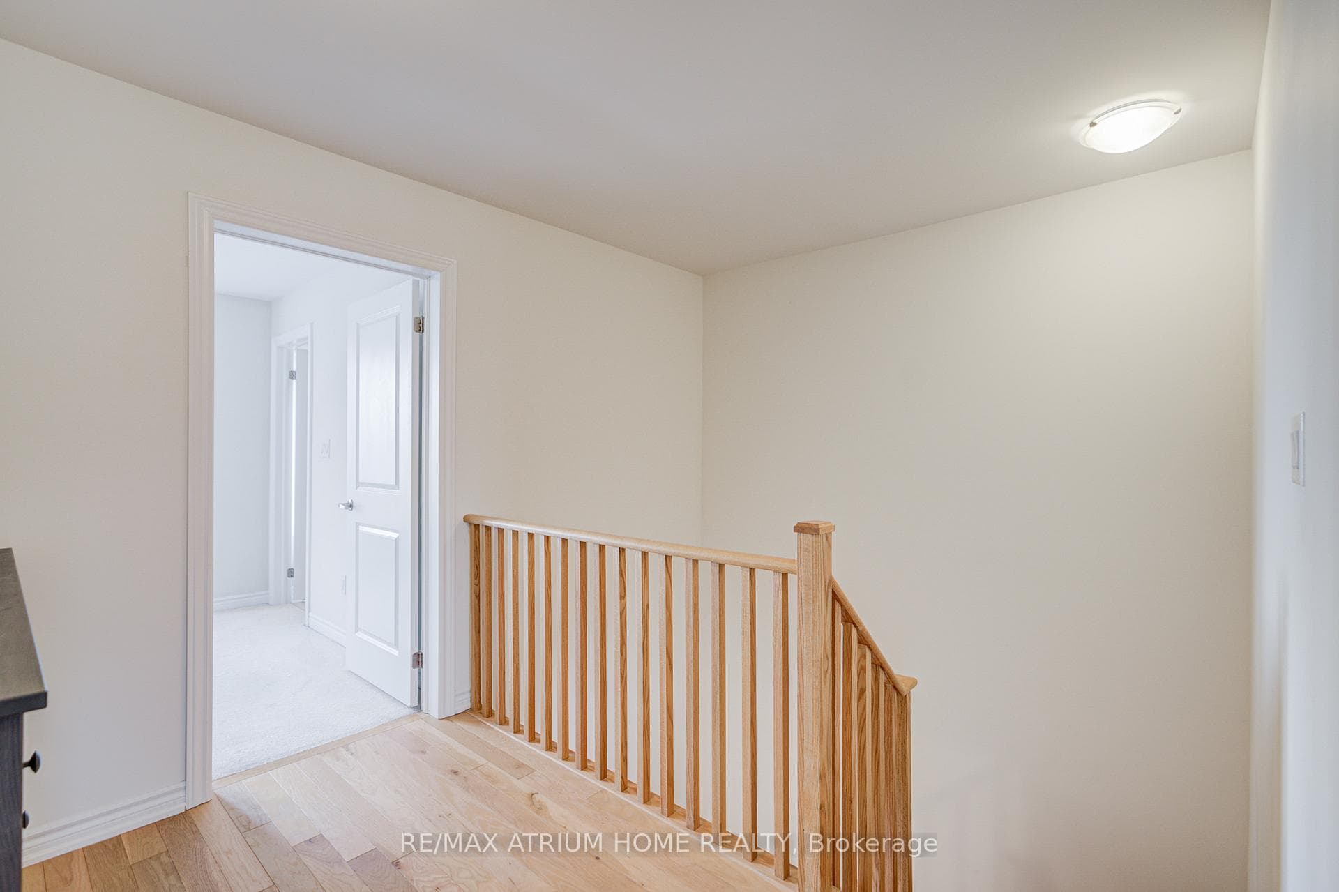 60 Imperial College Lane photo 33