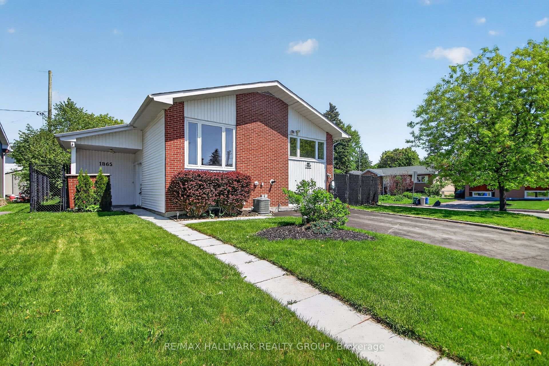 1865 ARIZONA Avenue photo 1