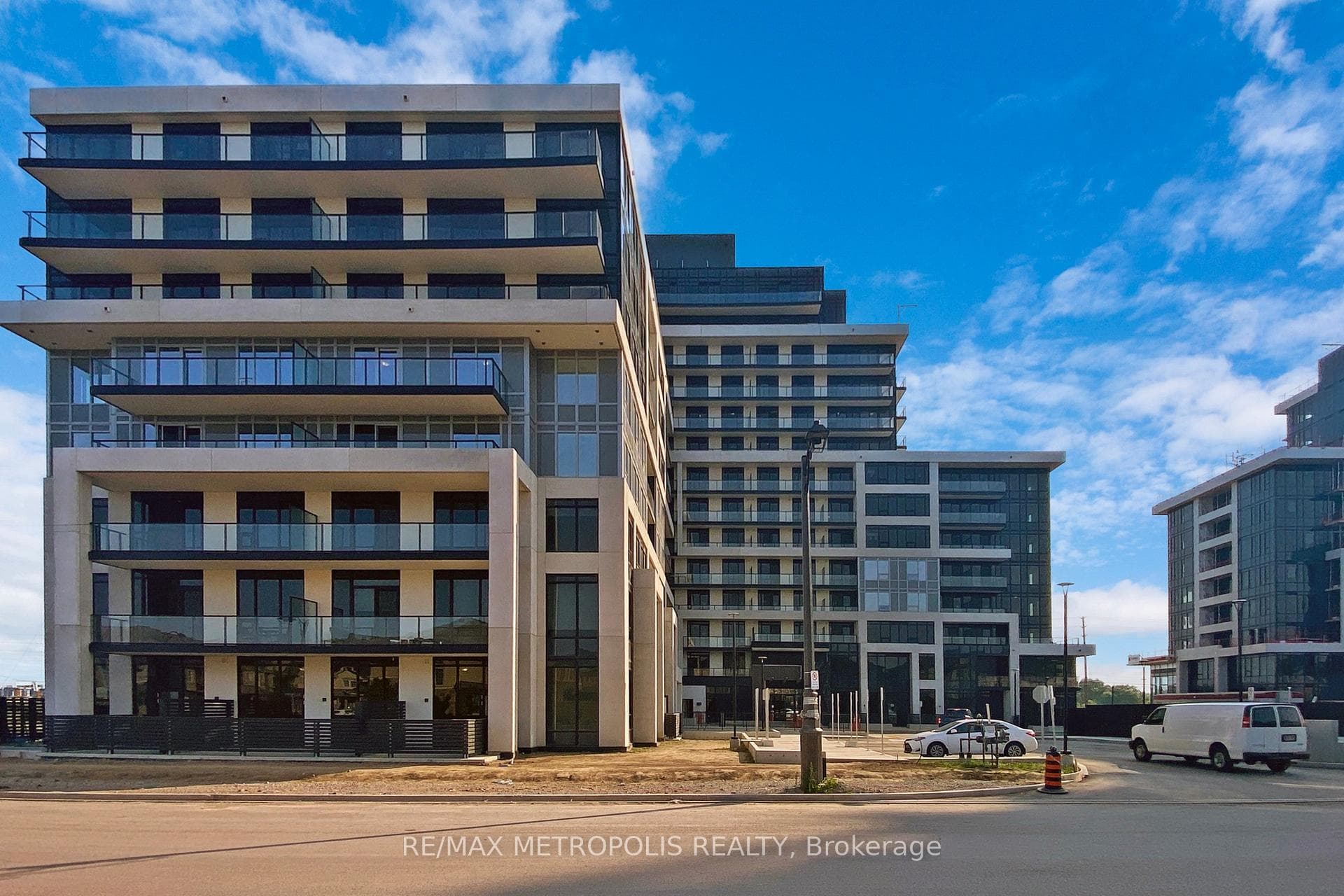 3200 William Coltson Avenue Unit 304 photo 3