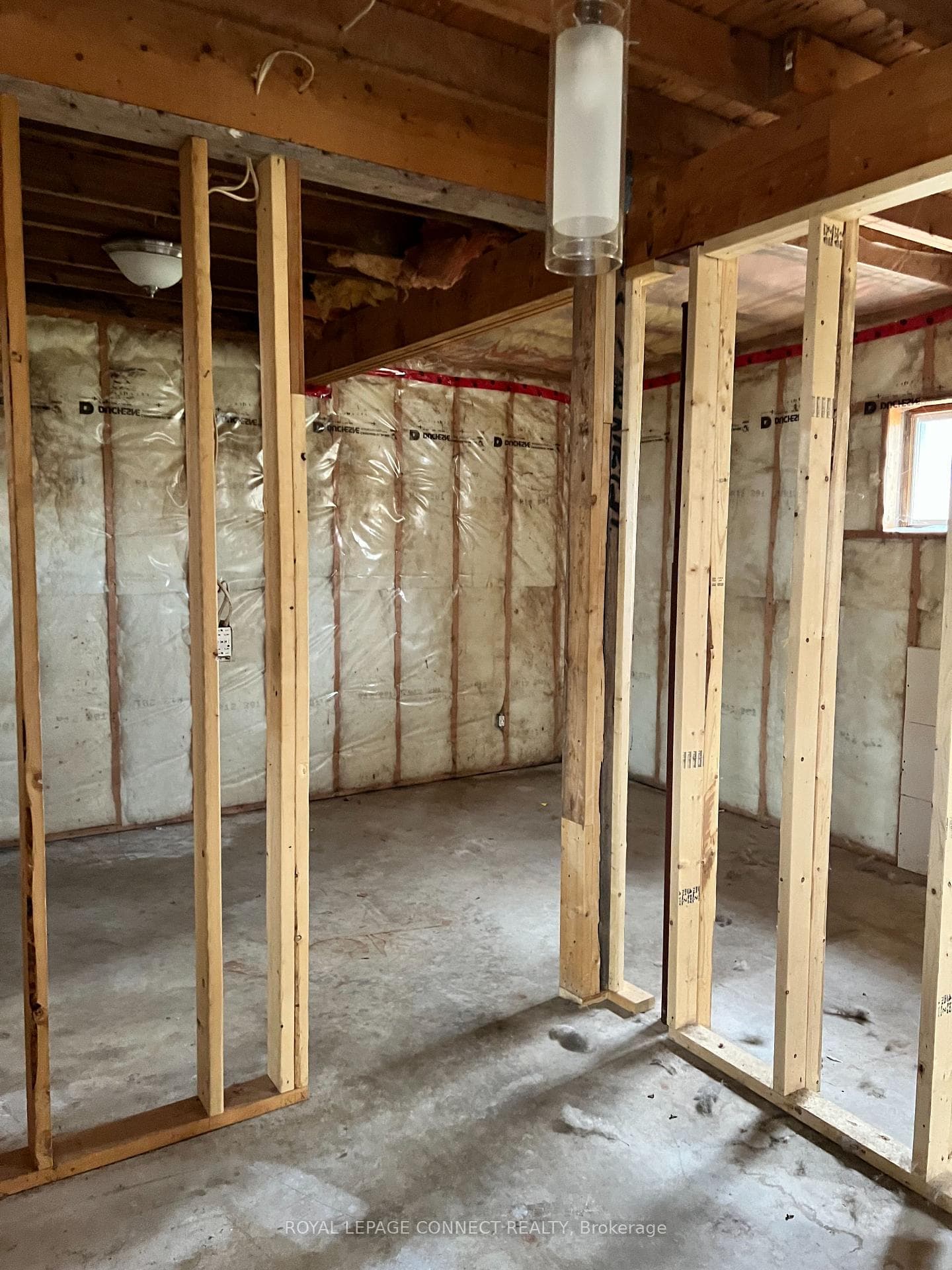 338 Carnegie Beach Road photo 4