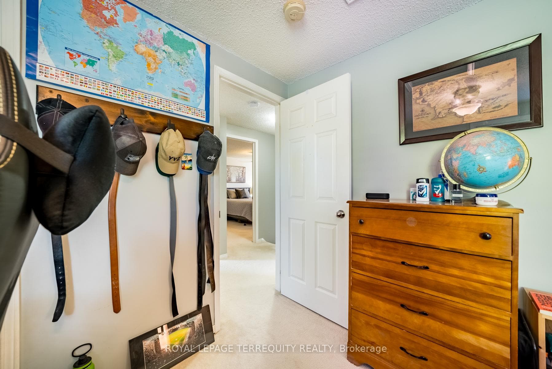 8 Furrow Drive photo 23