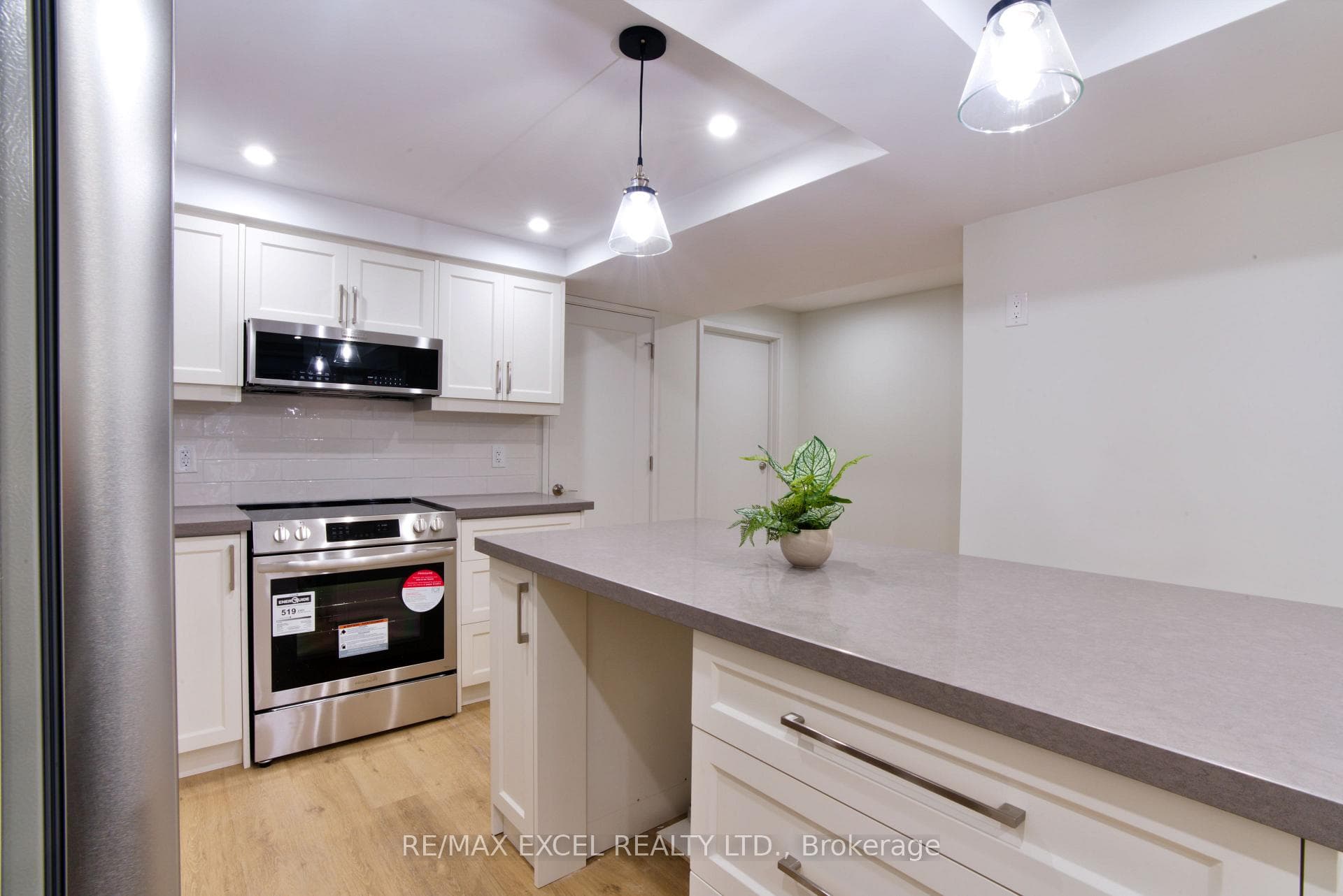 30 Palomino Drive Unit Bsmt photo 10