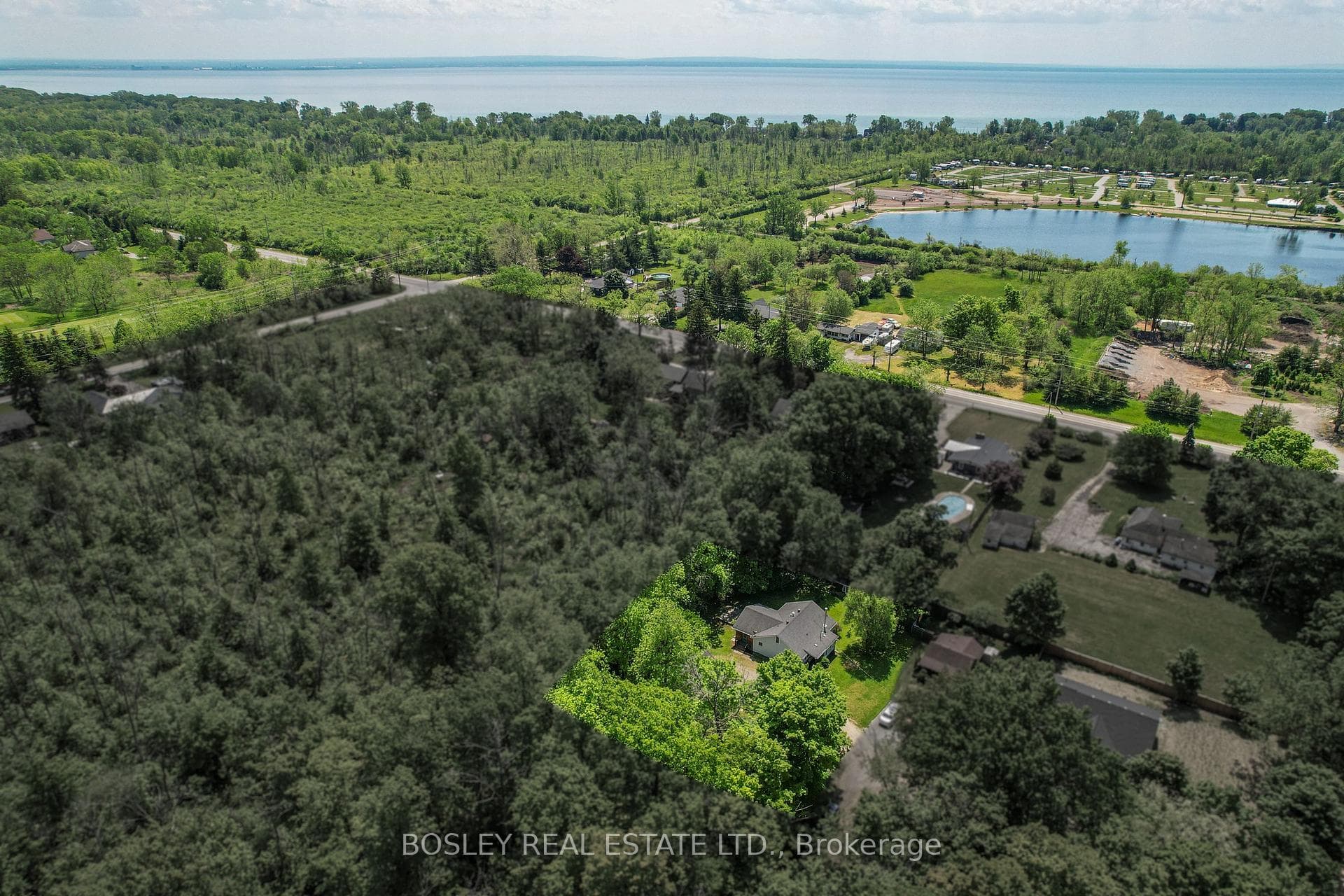 420 Gloria Road photo 39