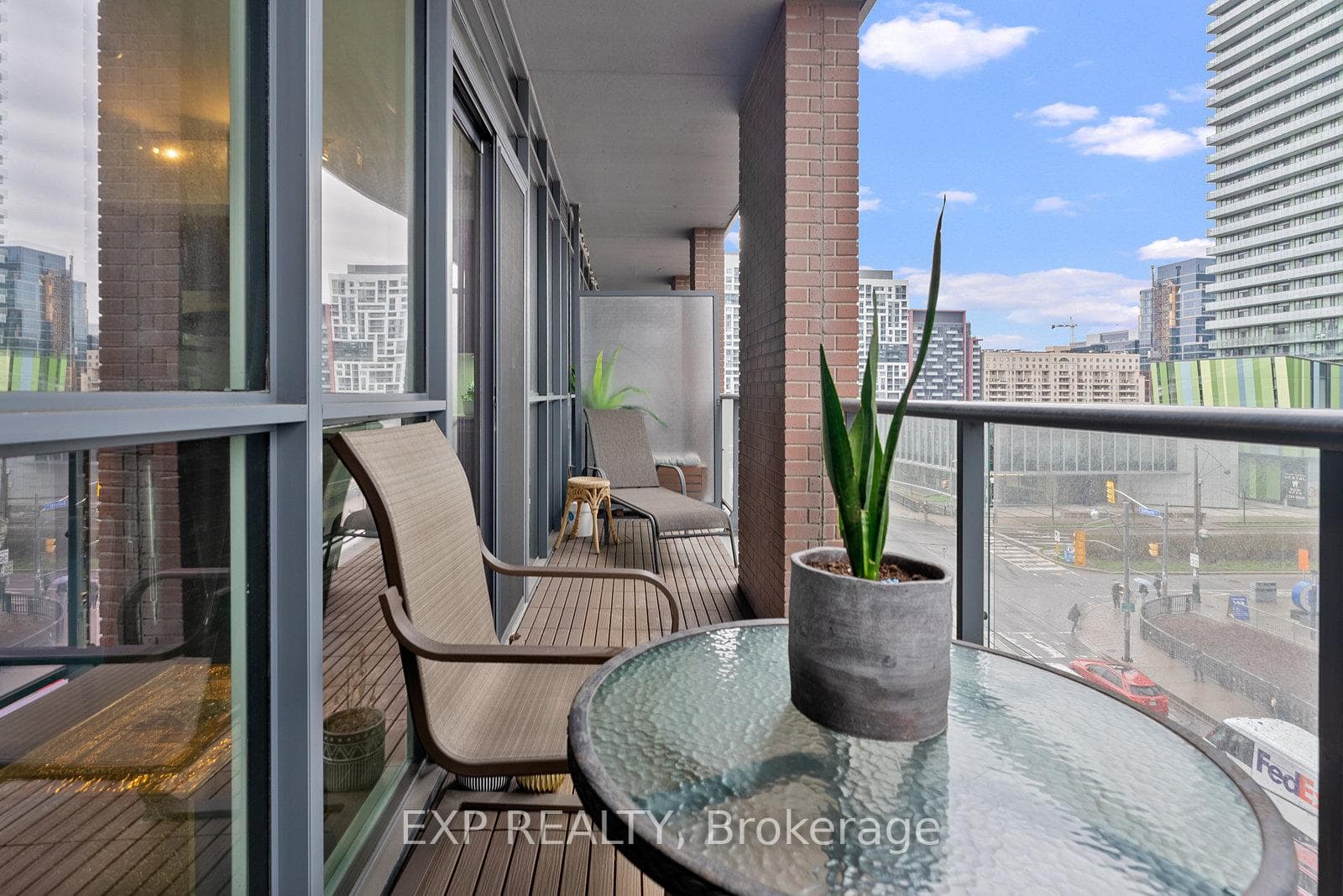 169 Fort York Boulevard Unit 506 photo 26