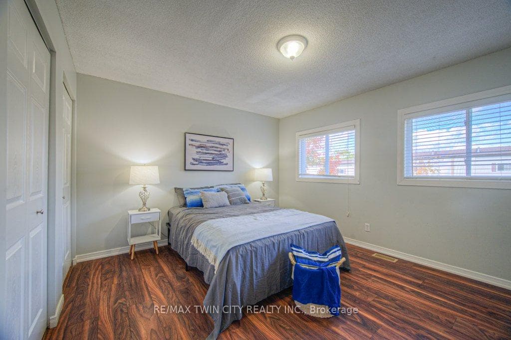 211 Veronica Drive Unit 10 photo 11