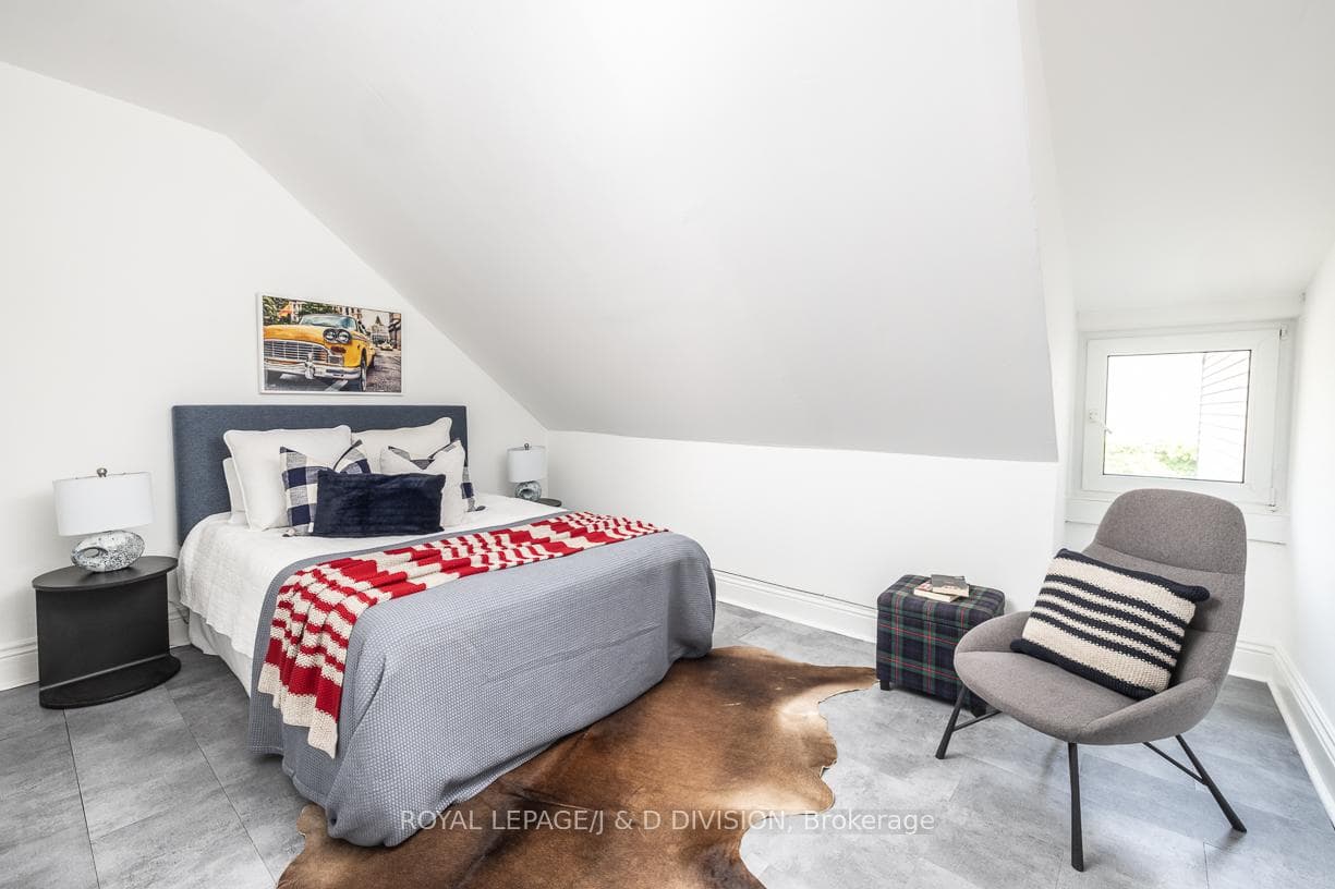Bedroom 5 (3rd Level)