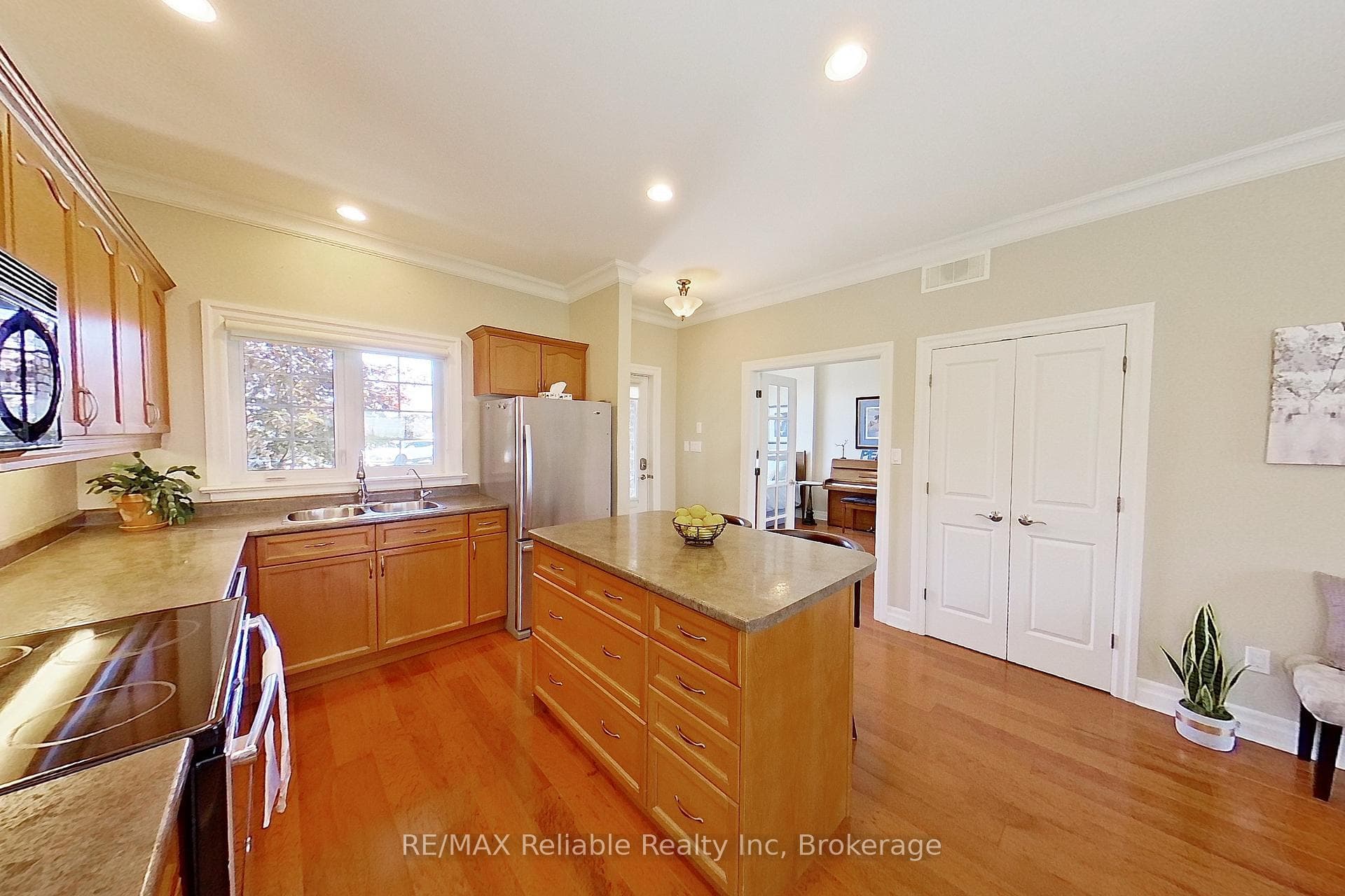 4-10 Conrad Drive photo 9