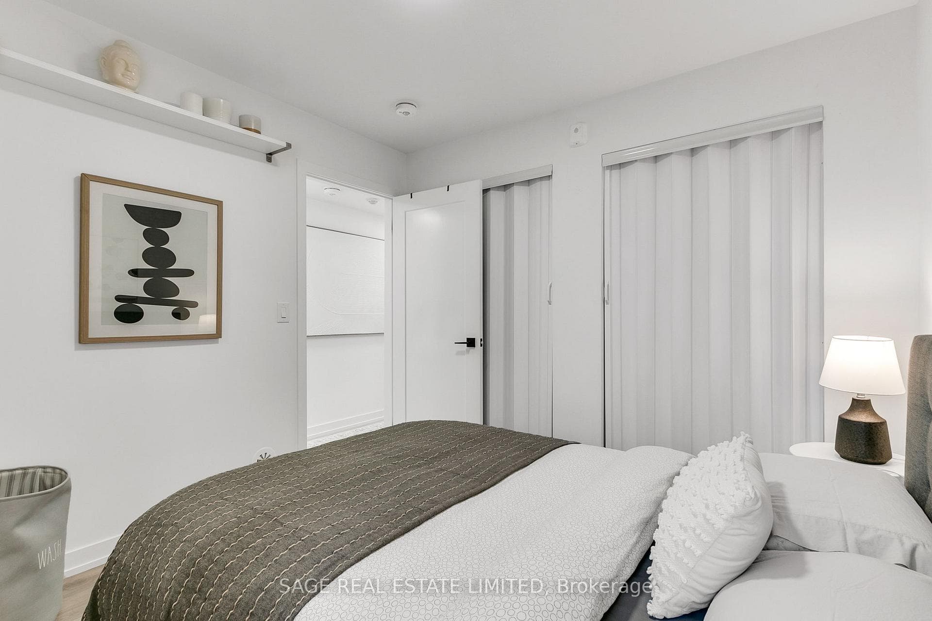 3686 St Clair Avenue Unit 103 photo 18