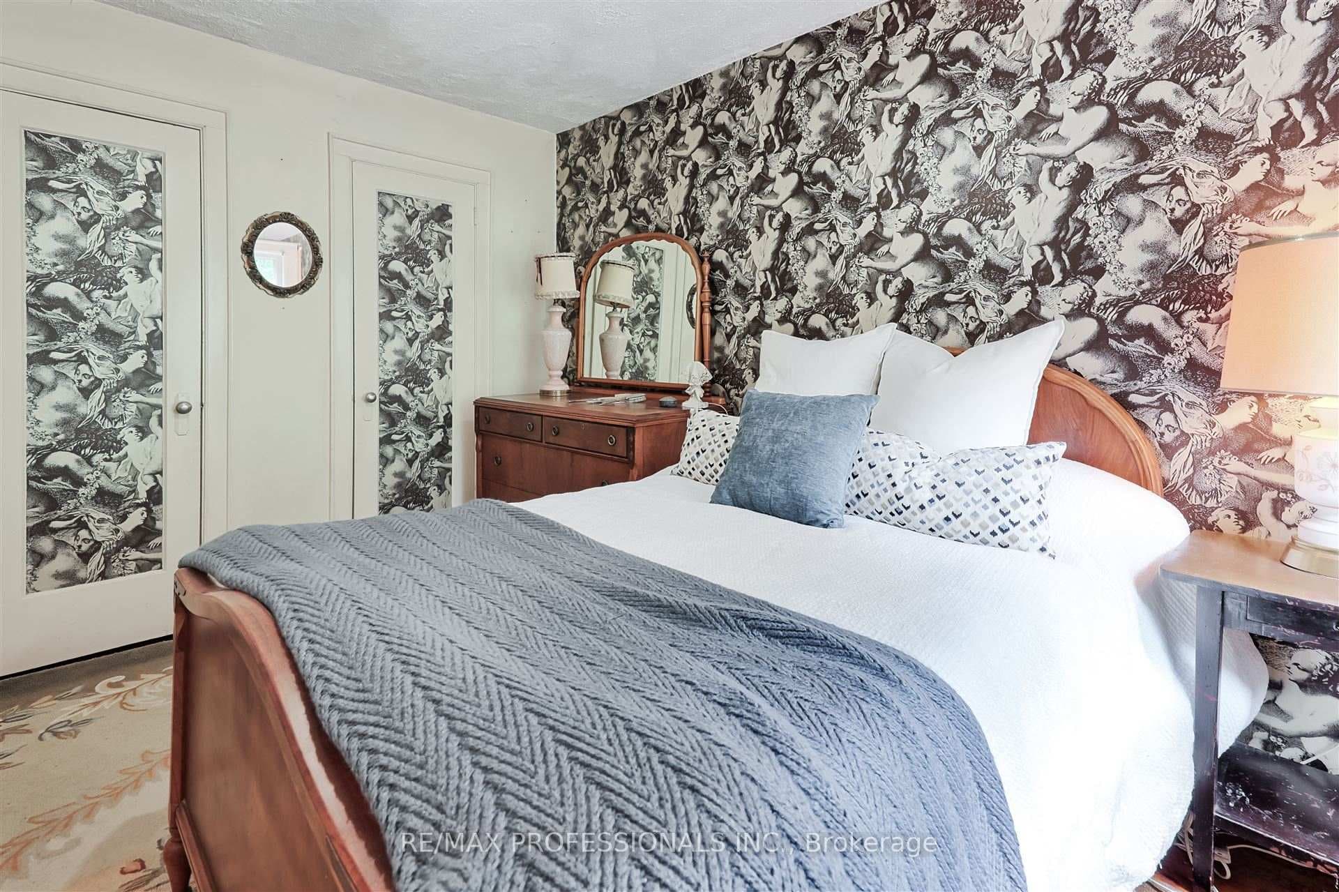 262 South Kingsway N/A photo 25