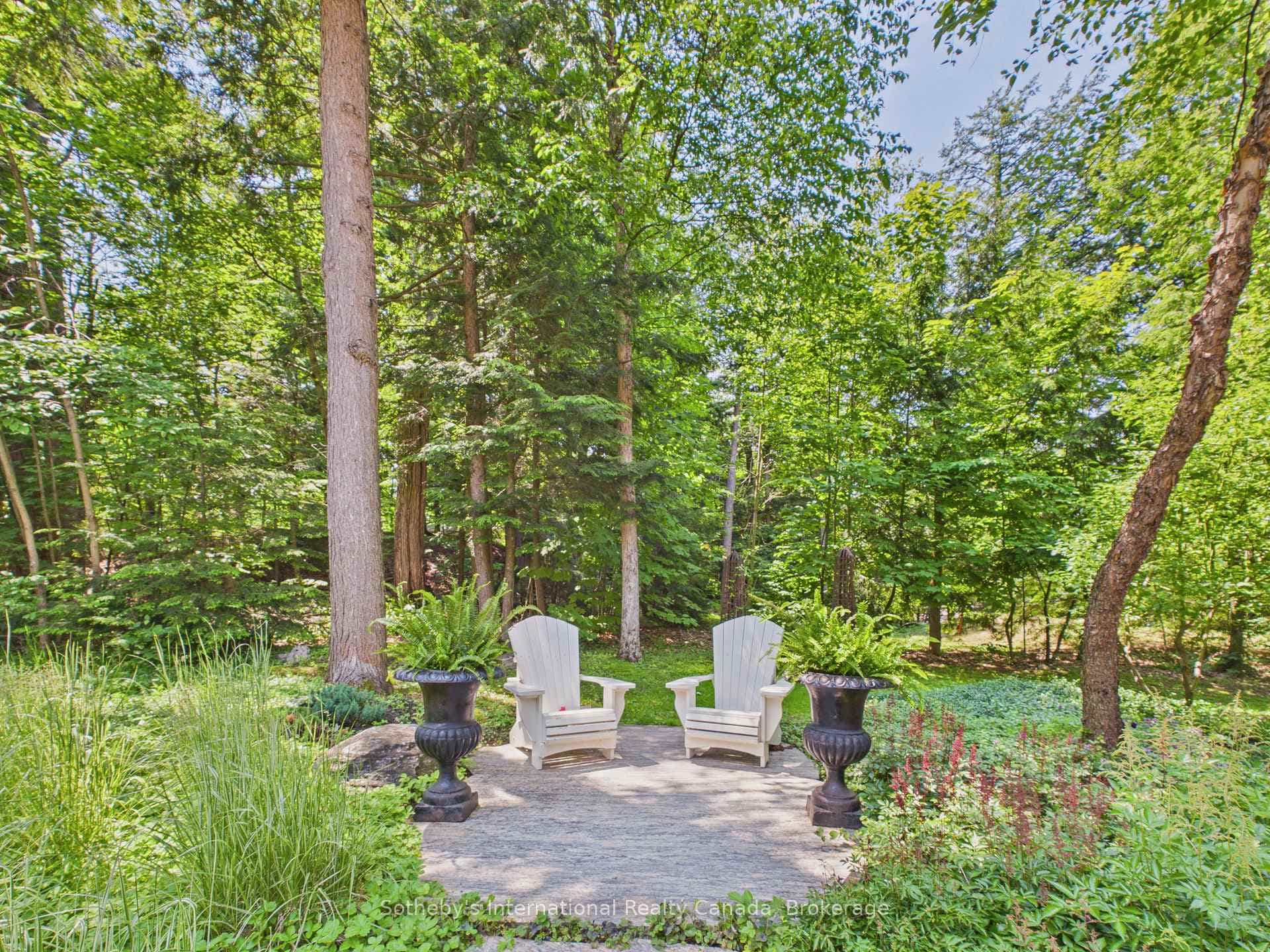 1181 Ashforth Drive photo 32