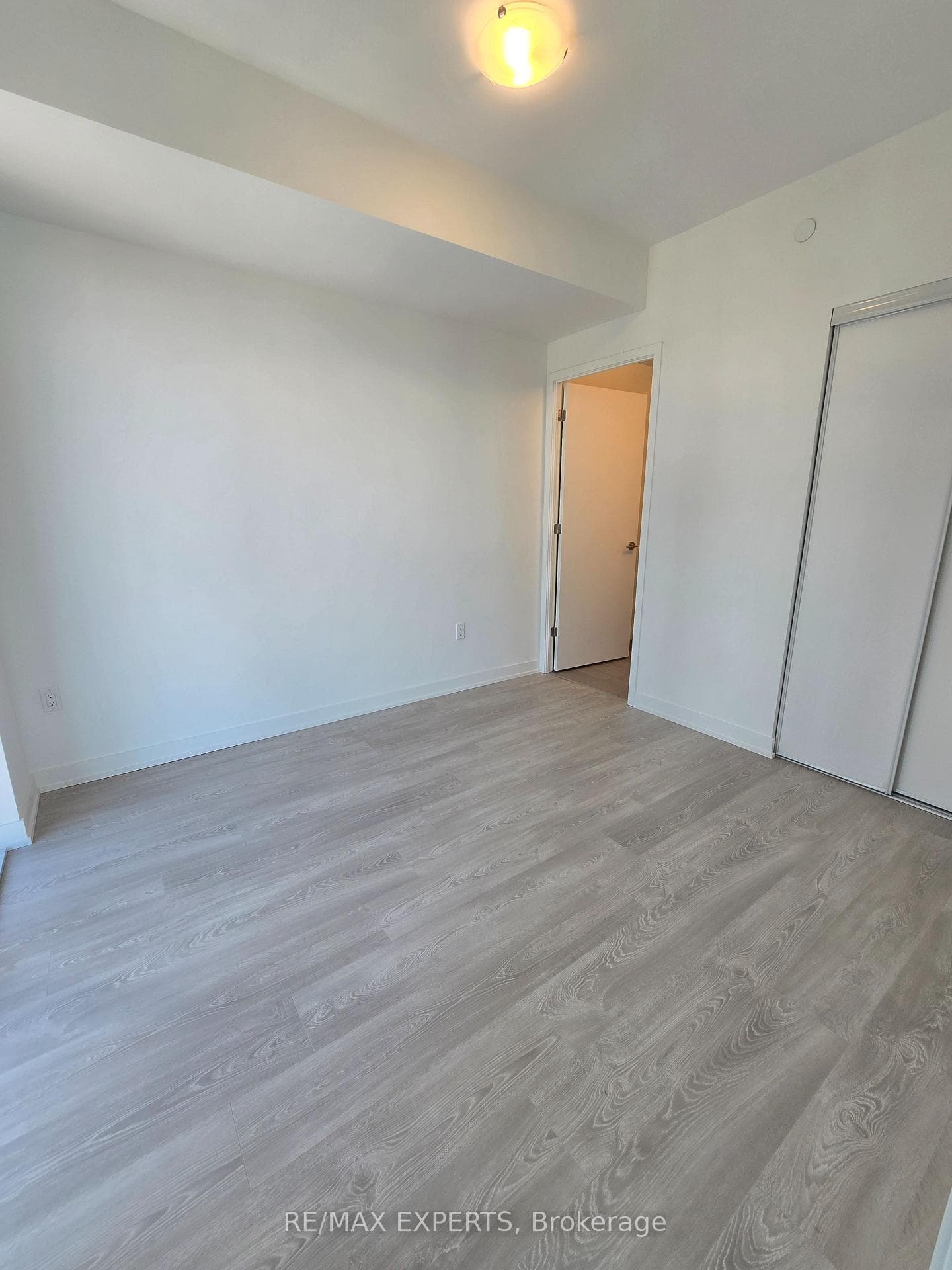 634 Church Street Unit 2405 photo 6