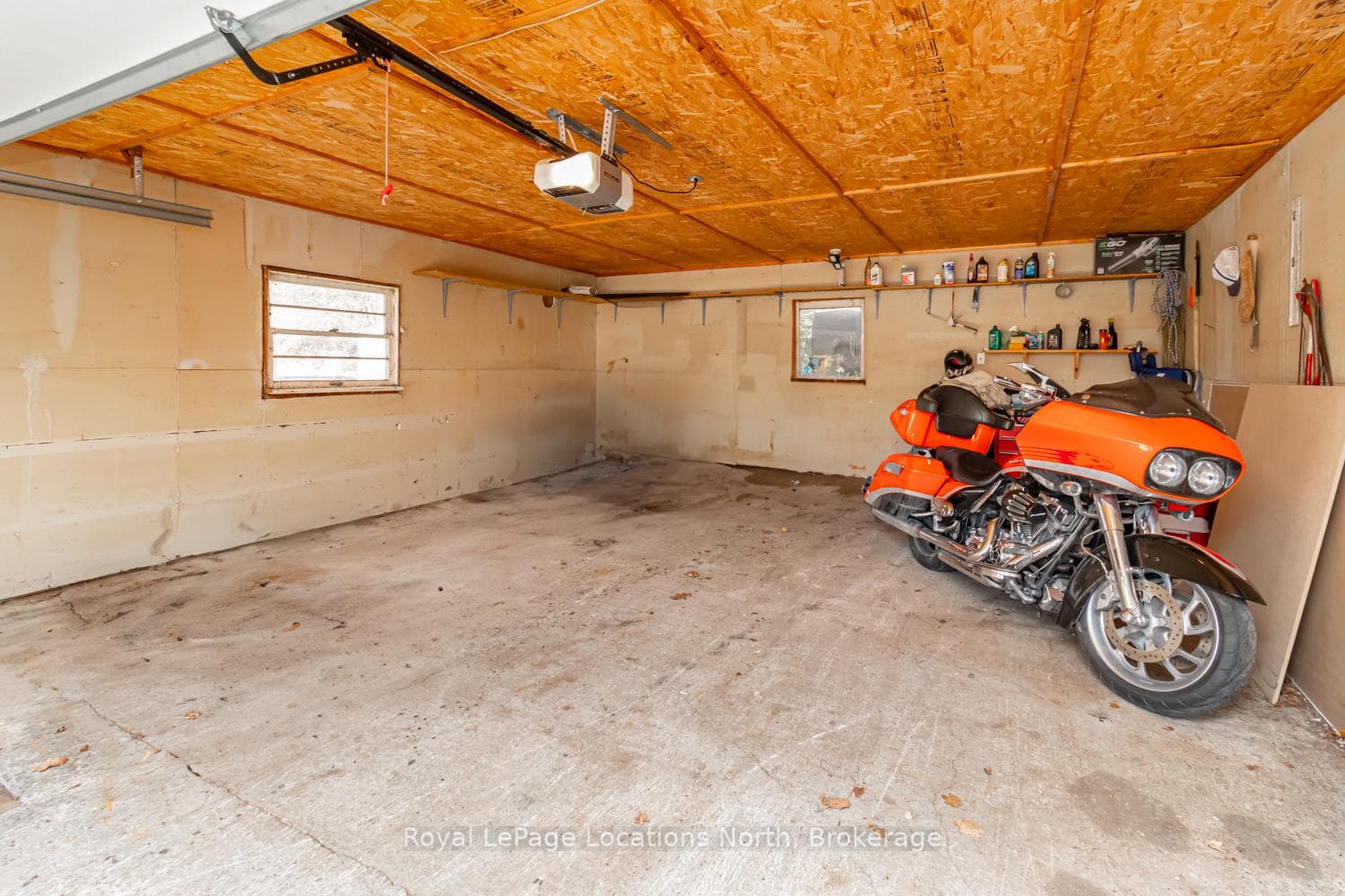 5392 13th Line photo 17