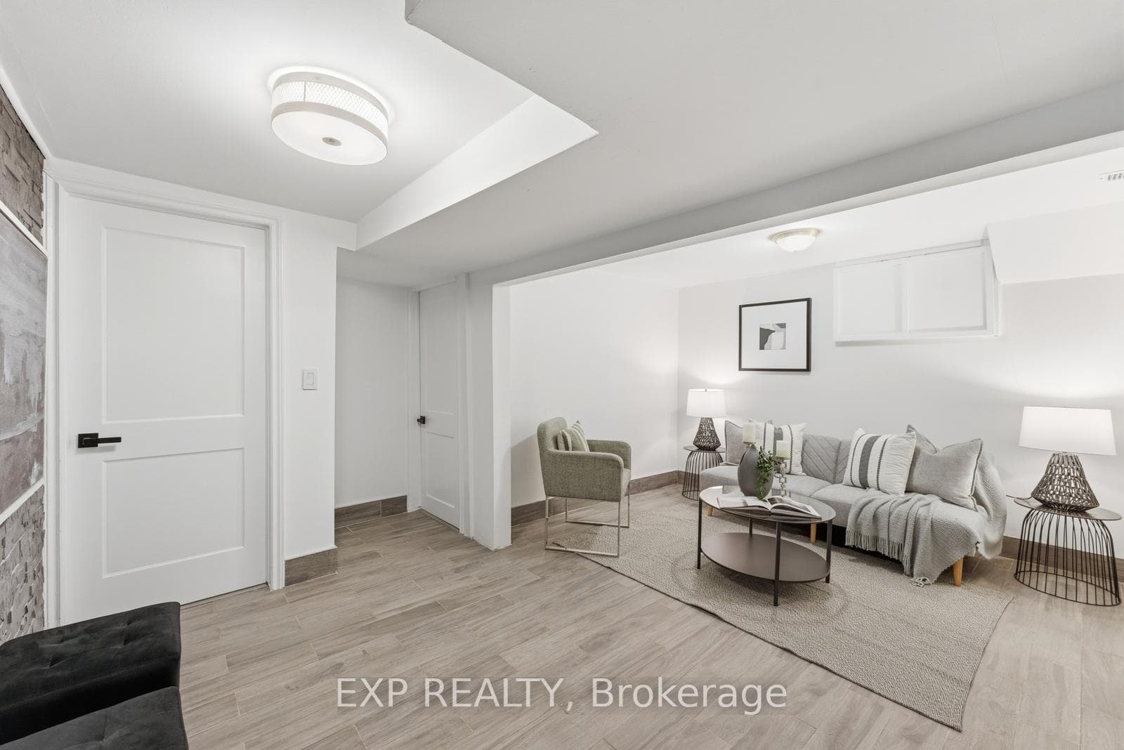 32 Victoria Boulevard photo 23