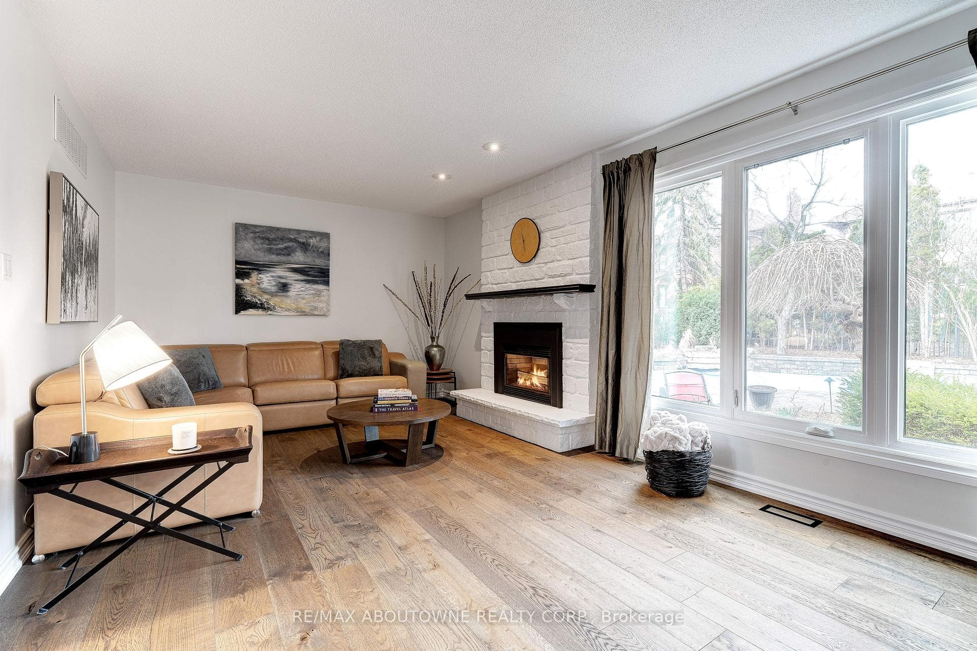 1408 The Links Drive photo 14