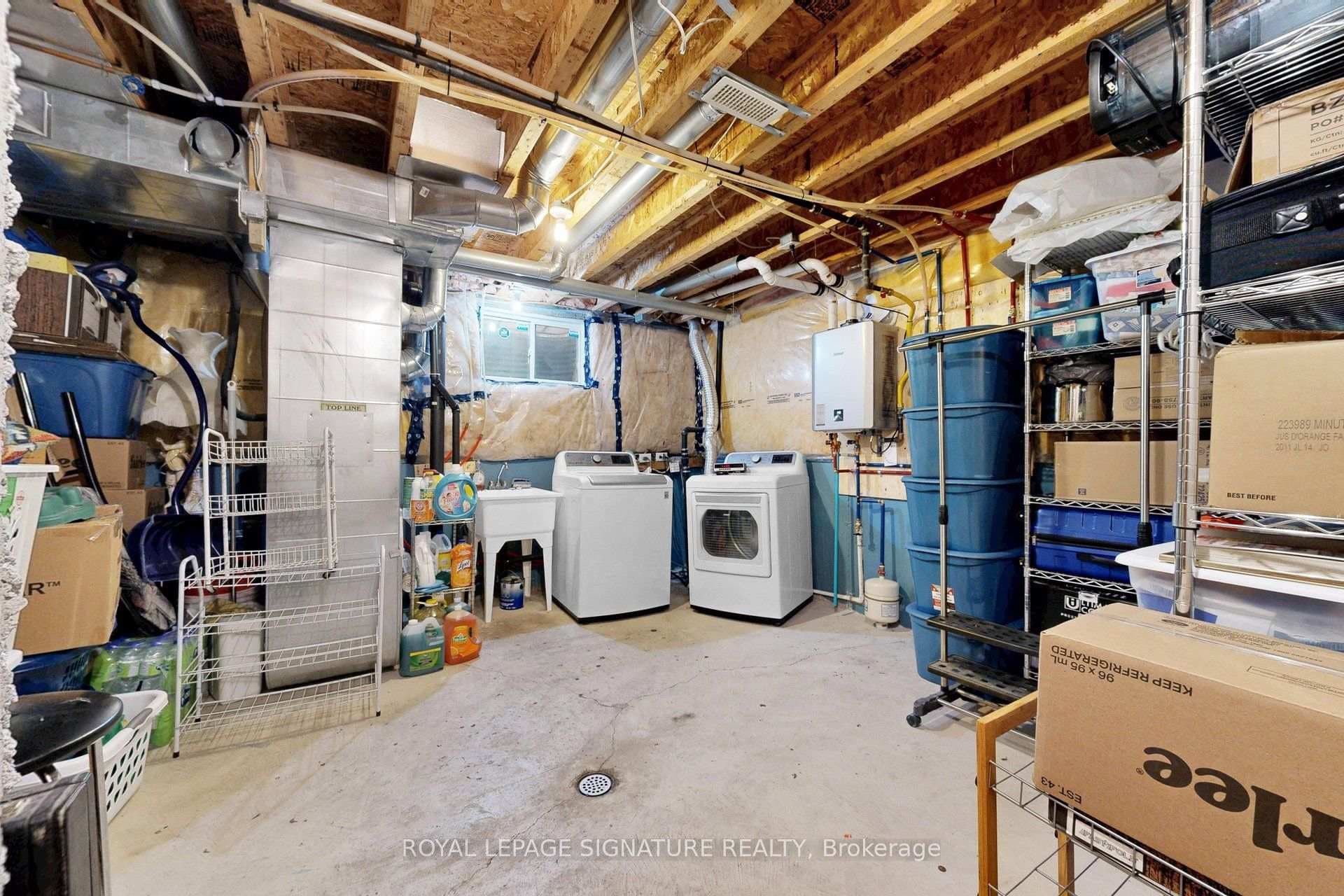 51 Piggott Mews photo 41