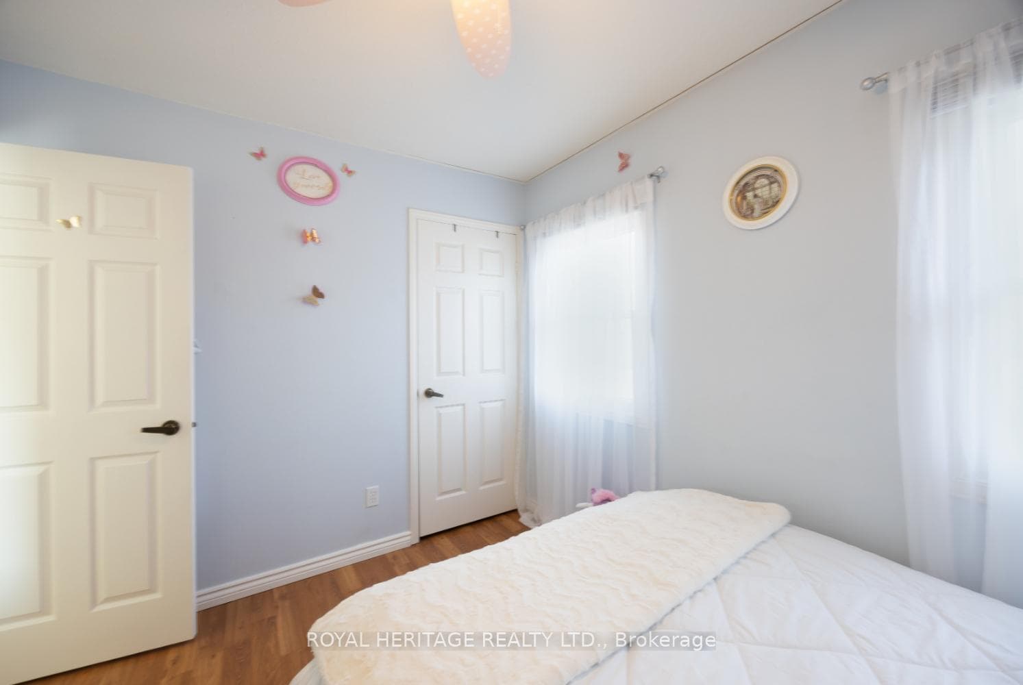 1168 Pebblestone Crescent photo 32