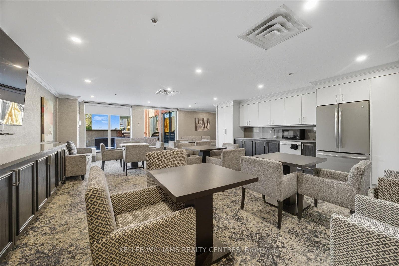 14924 Yonge Street Unit 619 photo 31