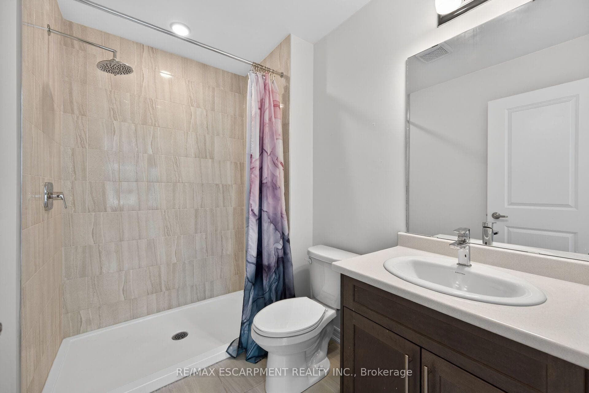 120 Court Drive Unit 96 photo 30