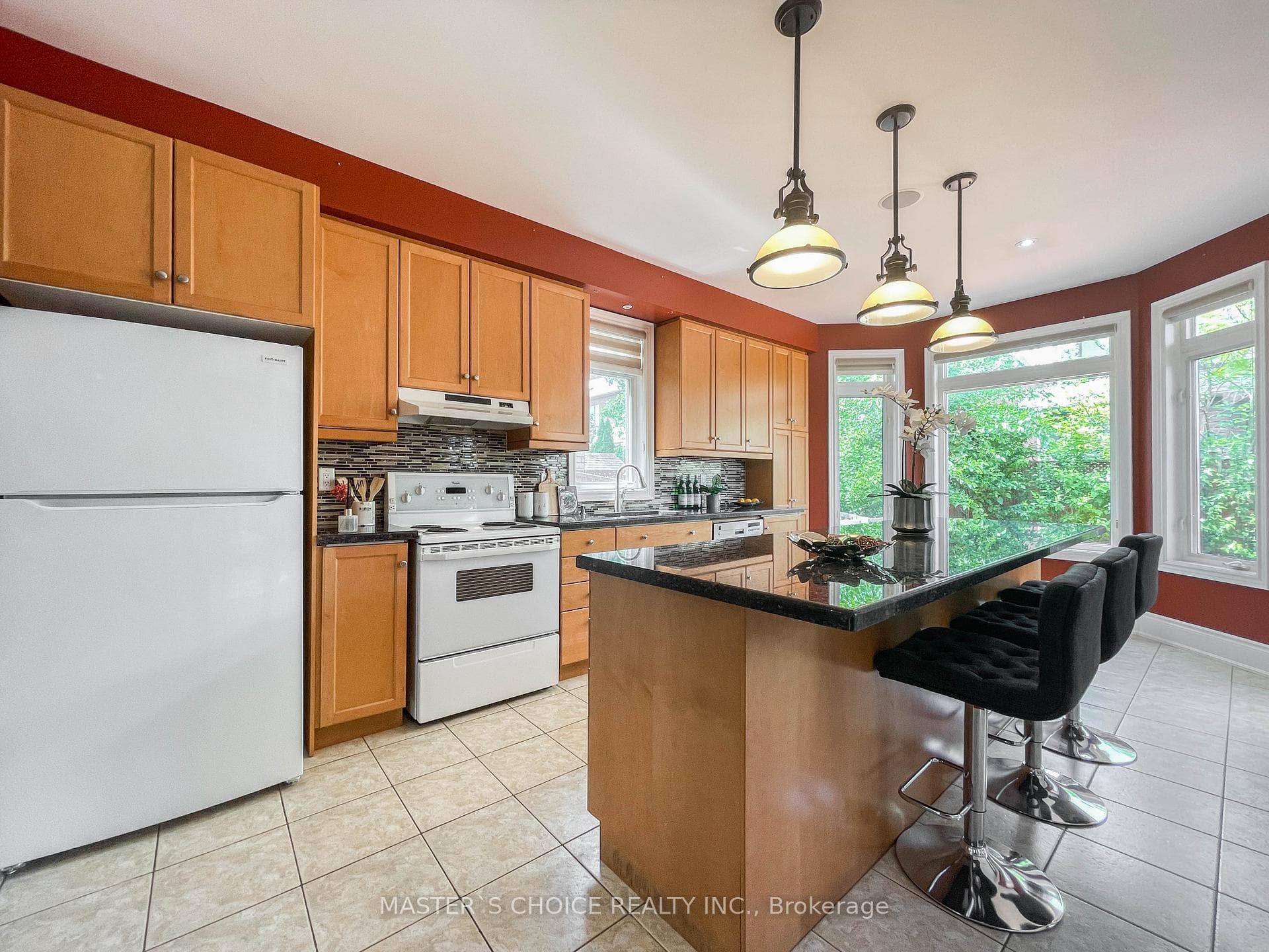 56 Saint Damian Avenue photo 10