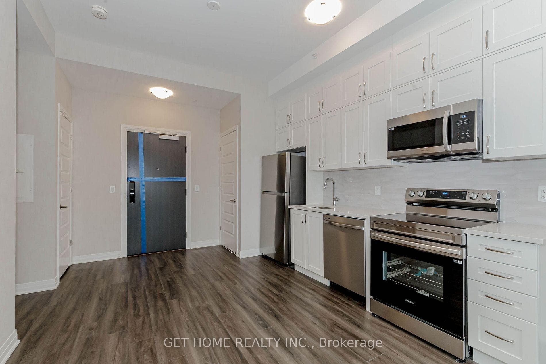 480 Gordon Krantz Avenue Unit 609 photo 16