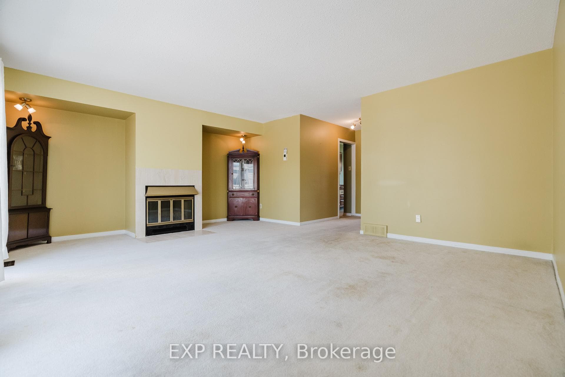 6 Forsyth Lane Unit 29 photo 32