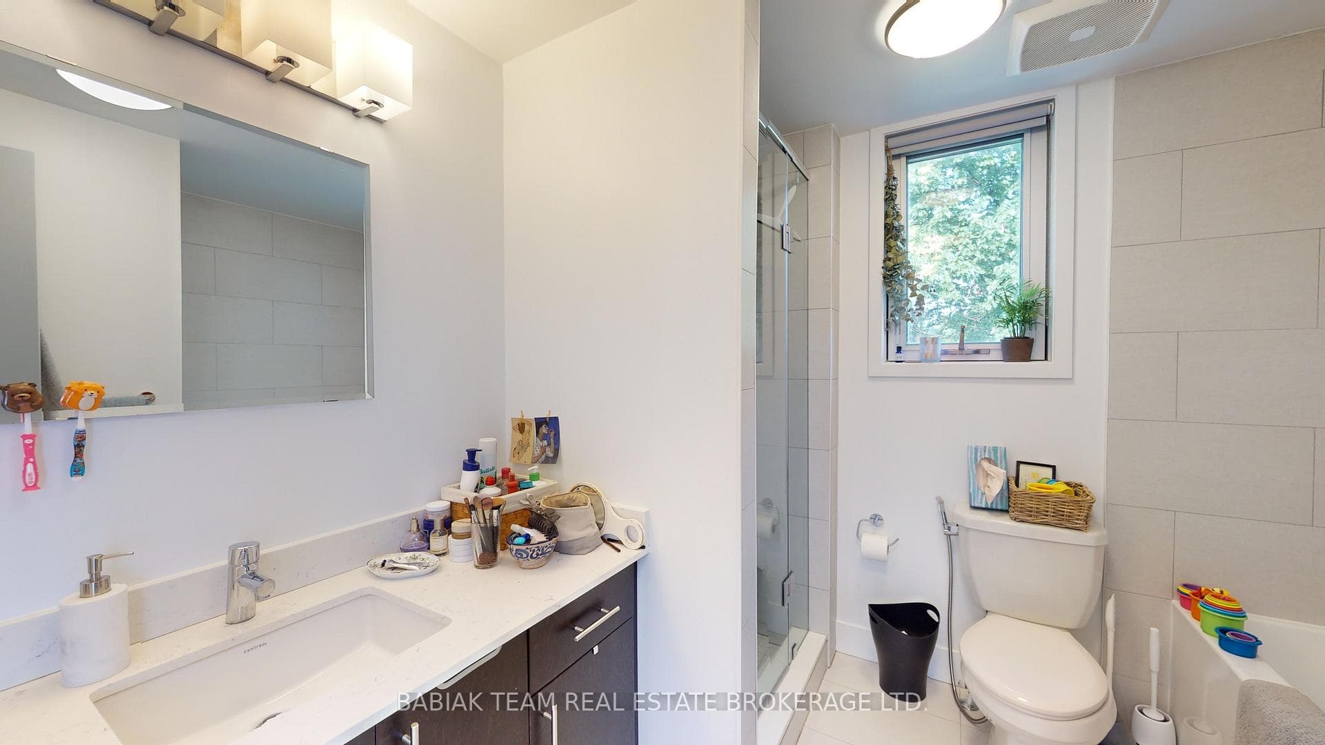 332 High Park Avenue Unit 306 photo 21
