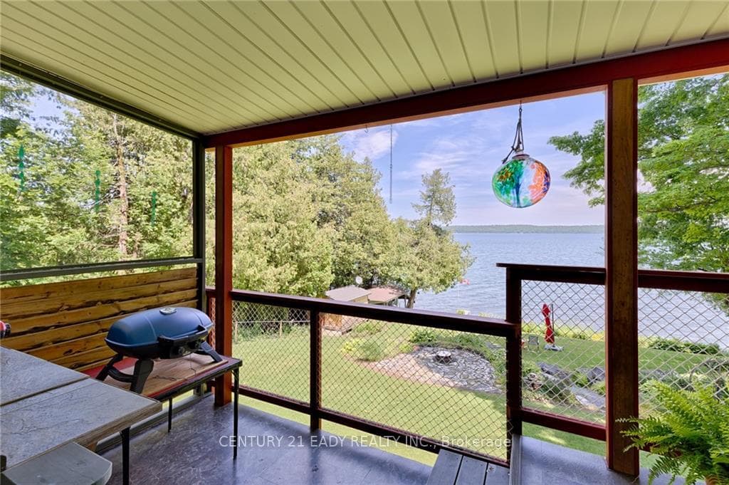 201 MULBERRY Lane photo 16