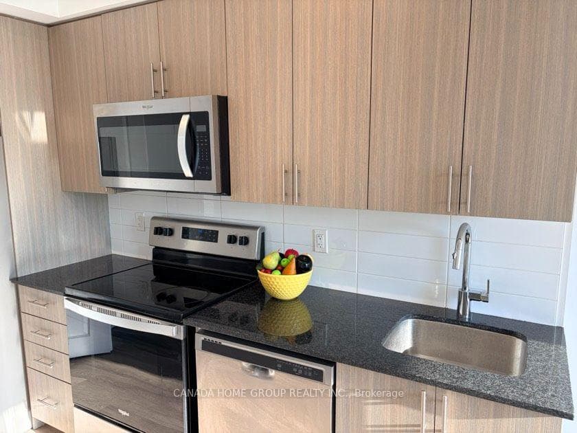 3121 Sheppard Avenue Unit 522 photo 3