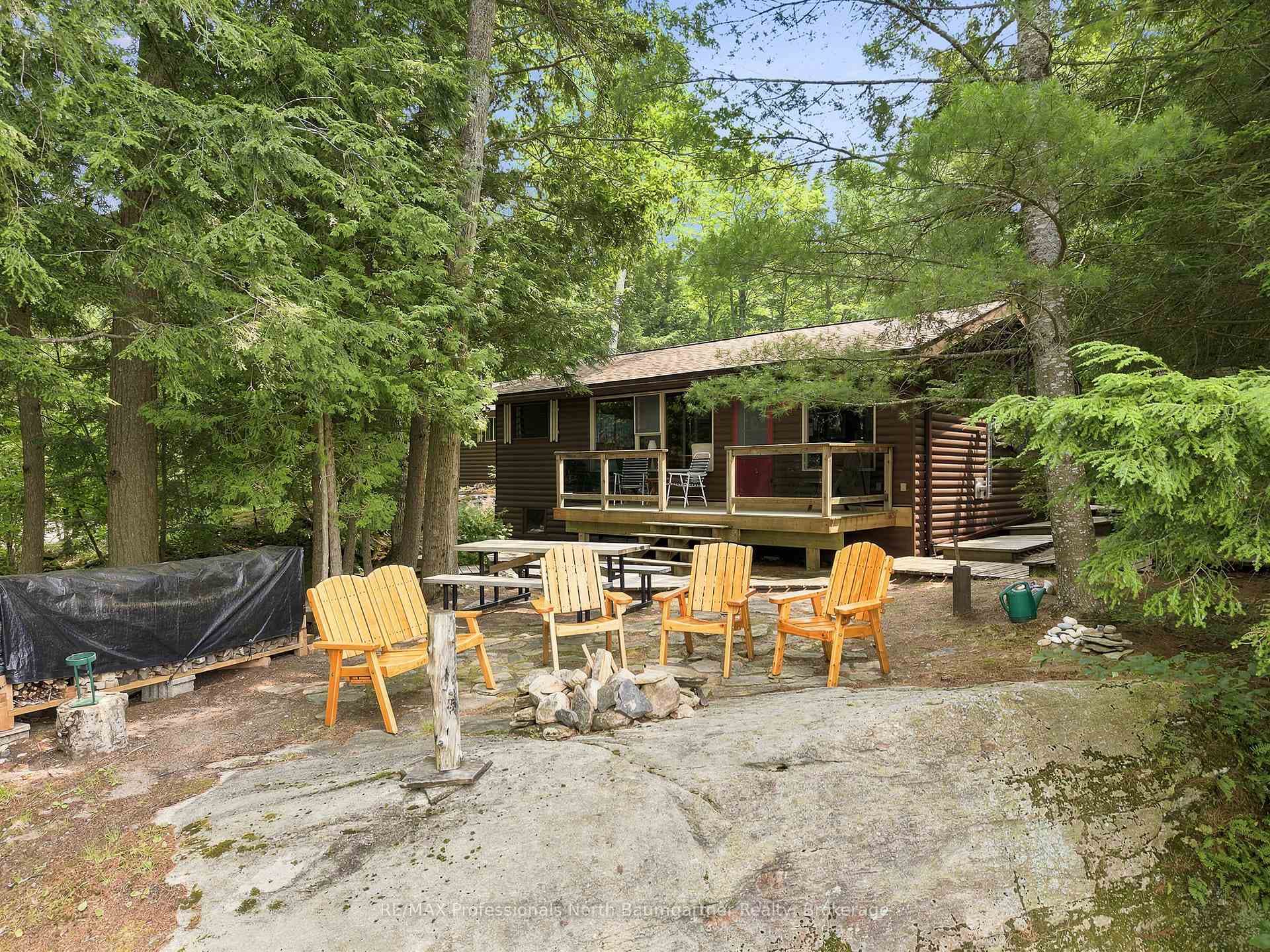 1896 Wilkinson Road photo 2