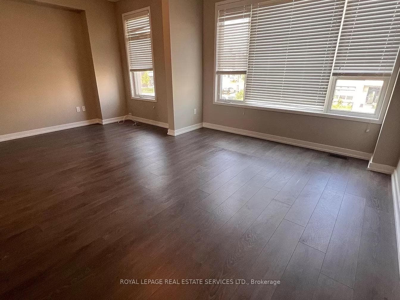 3082 Ernest Appelbe Boulevard photo 4
