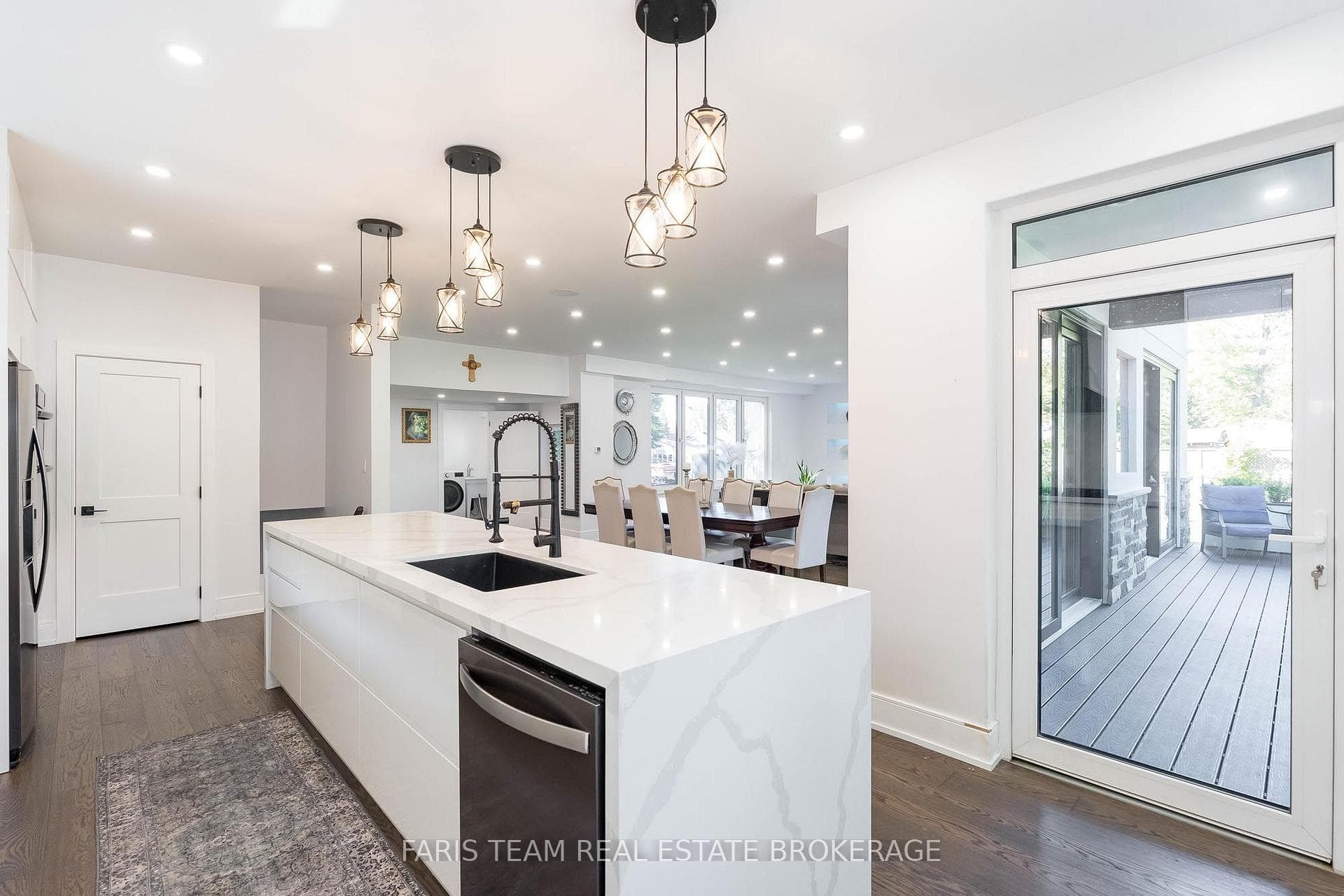 3951 Alberta Avenue photo 11