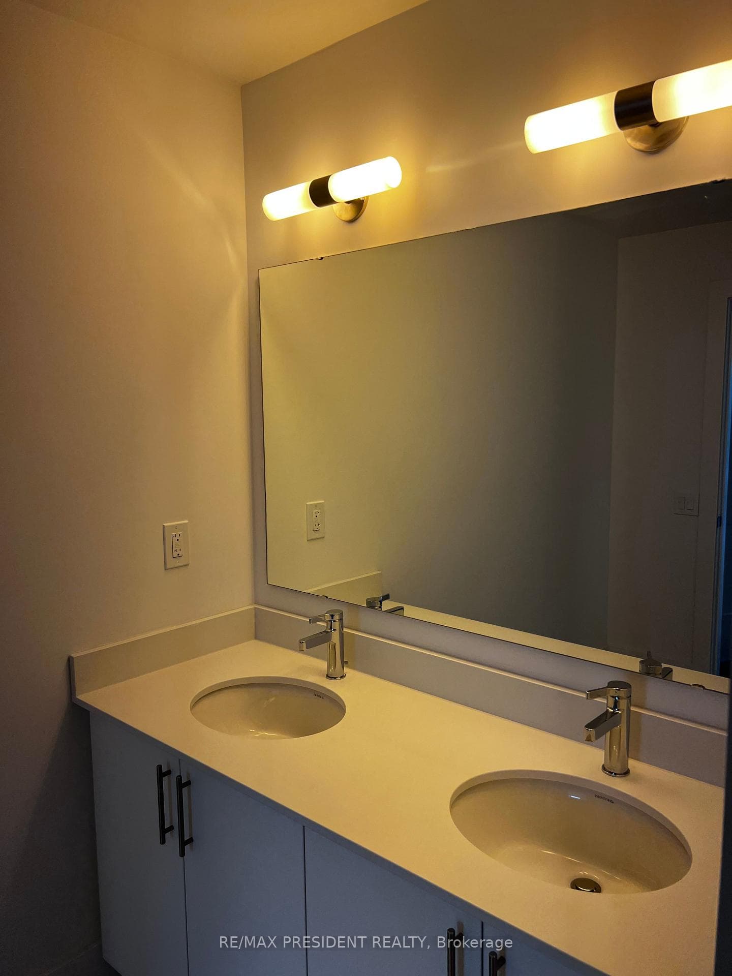 4 Kimberly Lane Unit 206 photo 23
