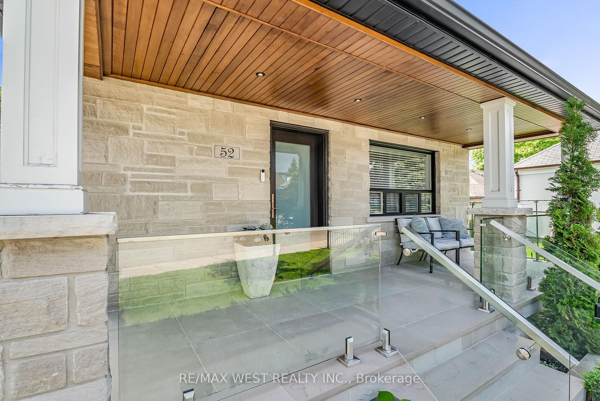 52 Bertram Street photo 2