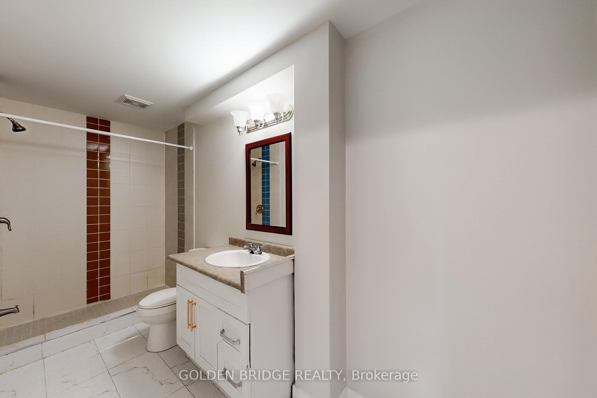 158 Worthington Avenue photo 43