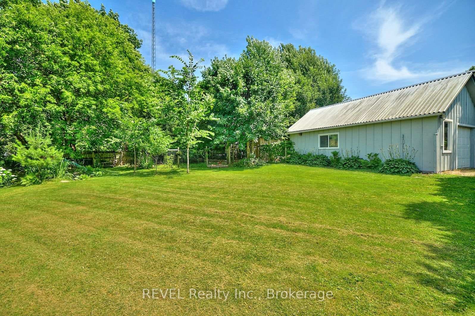 1819 Balfour Street photo 30