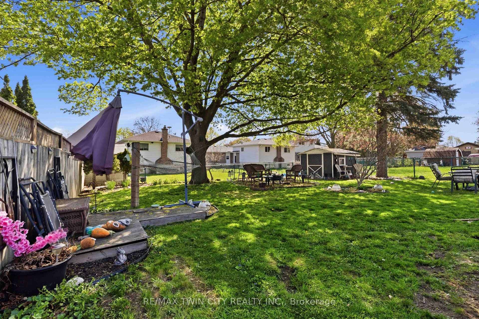 51 Abeles Avenue photo 34