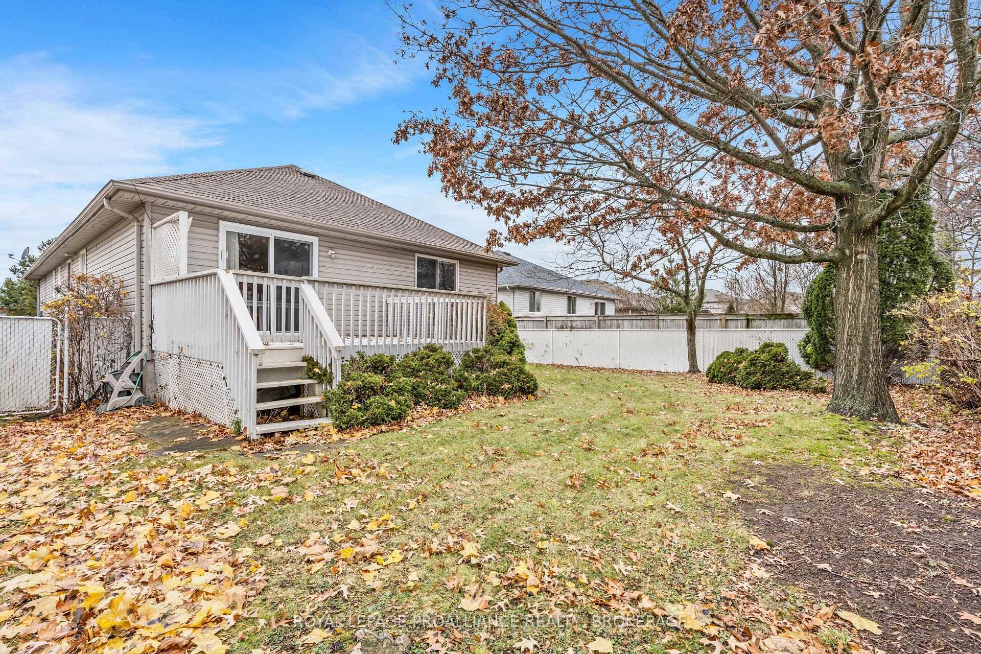 661 Roosevelt Drive photo 30