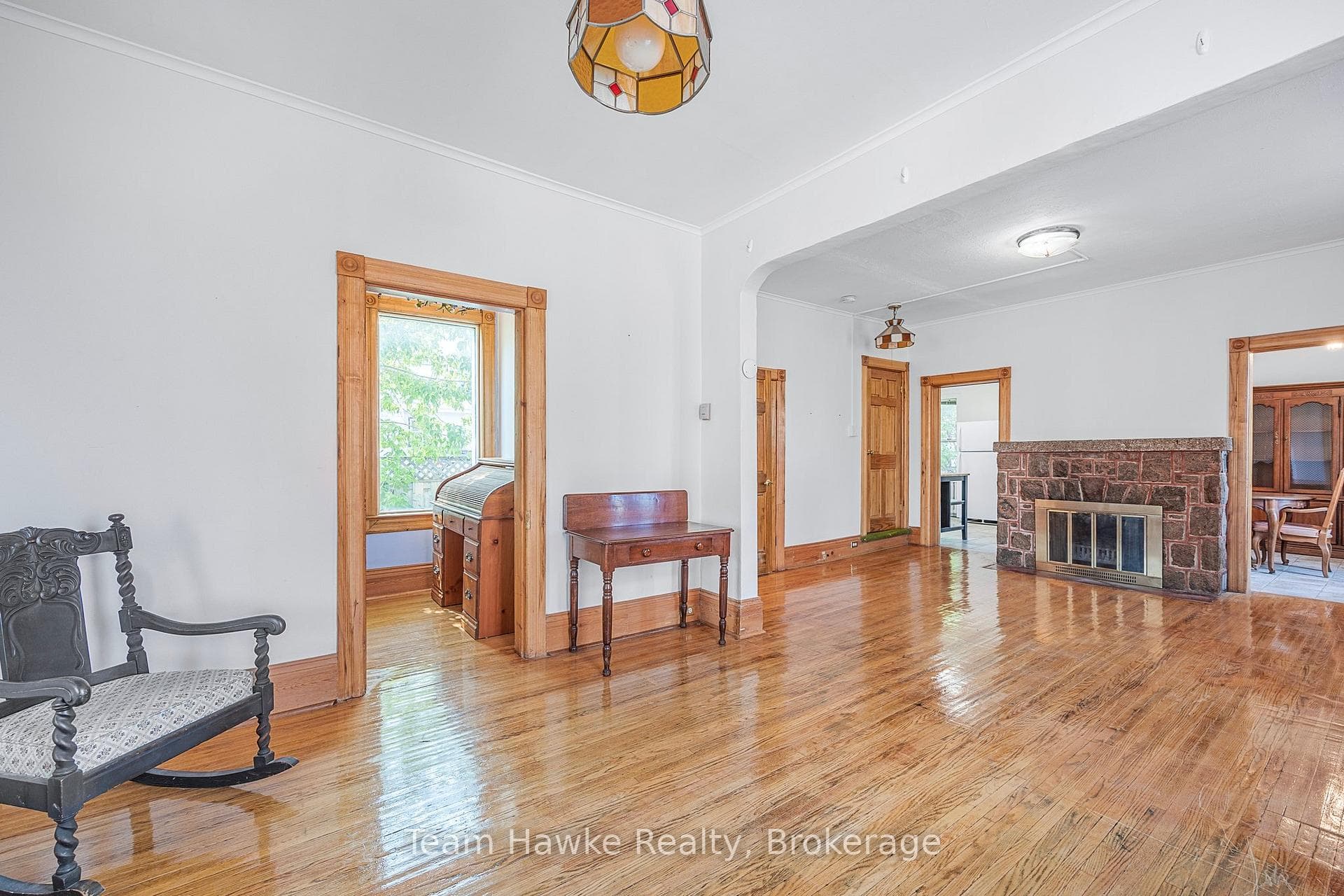 344 MIDLAND Avenue photo 9