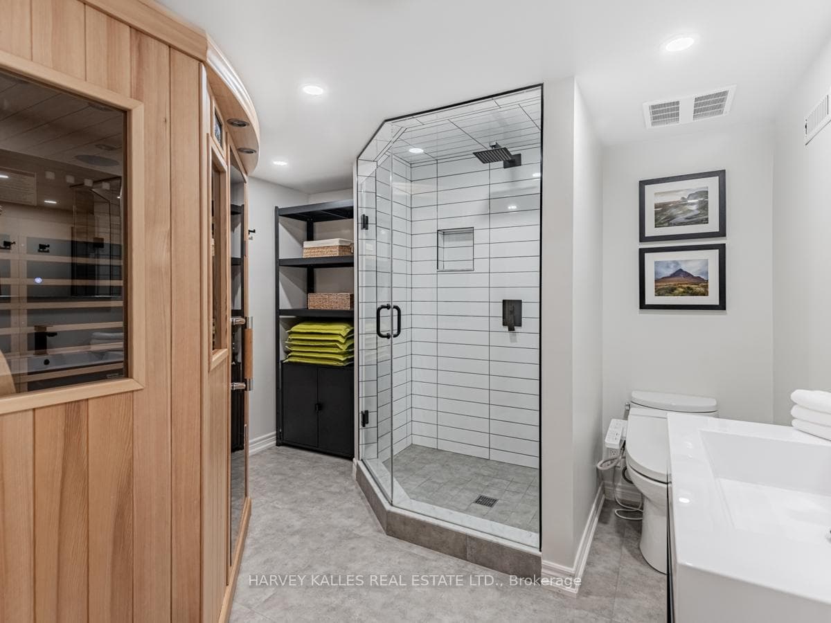 168 Silver Birch Avenue photo 32