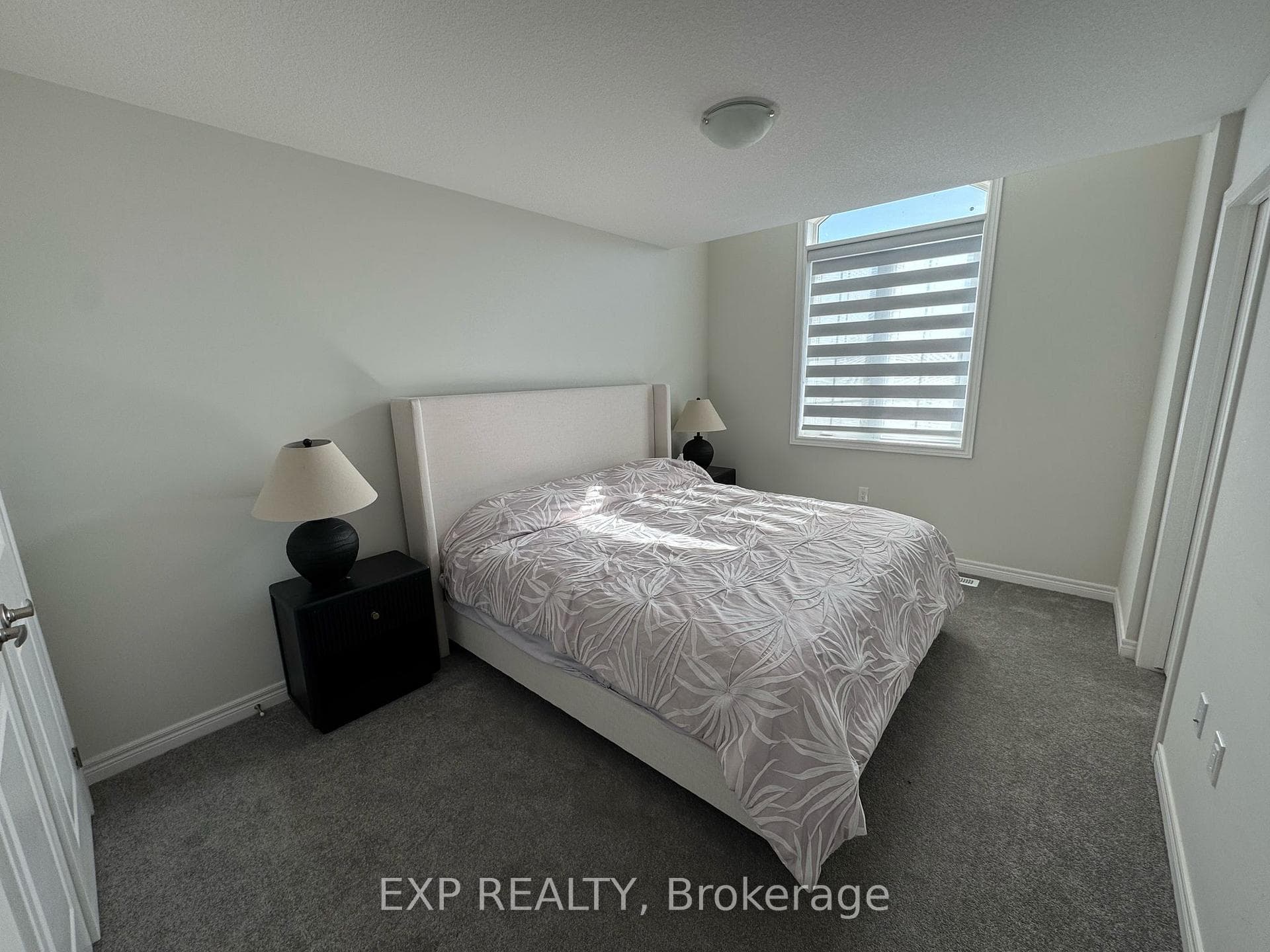32 Linden Park Lane photo 12