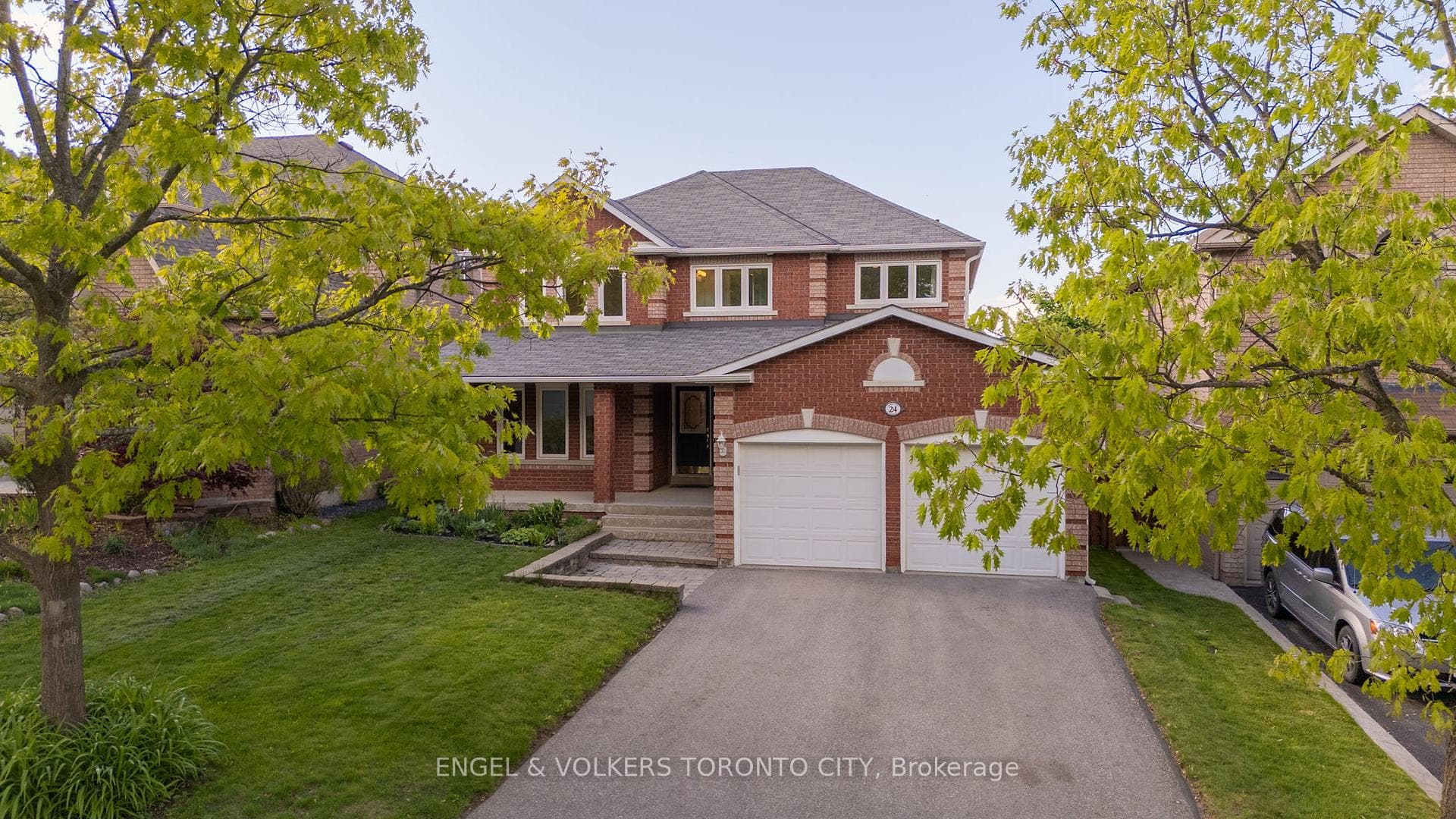 24 Timber Valley Avenue photo 2