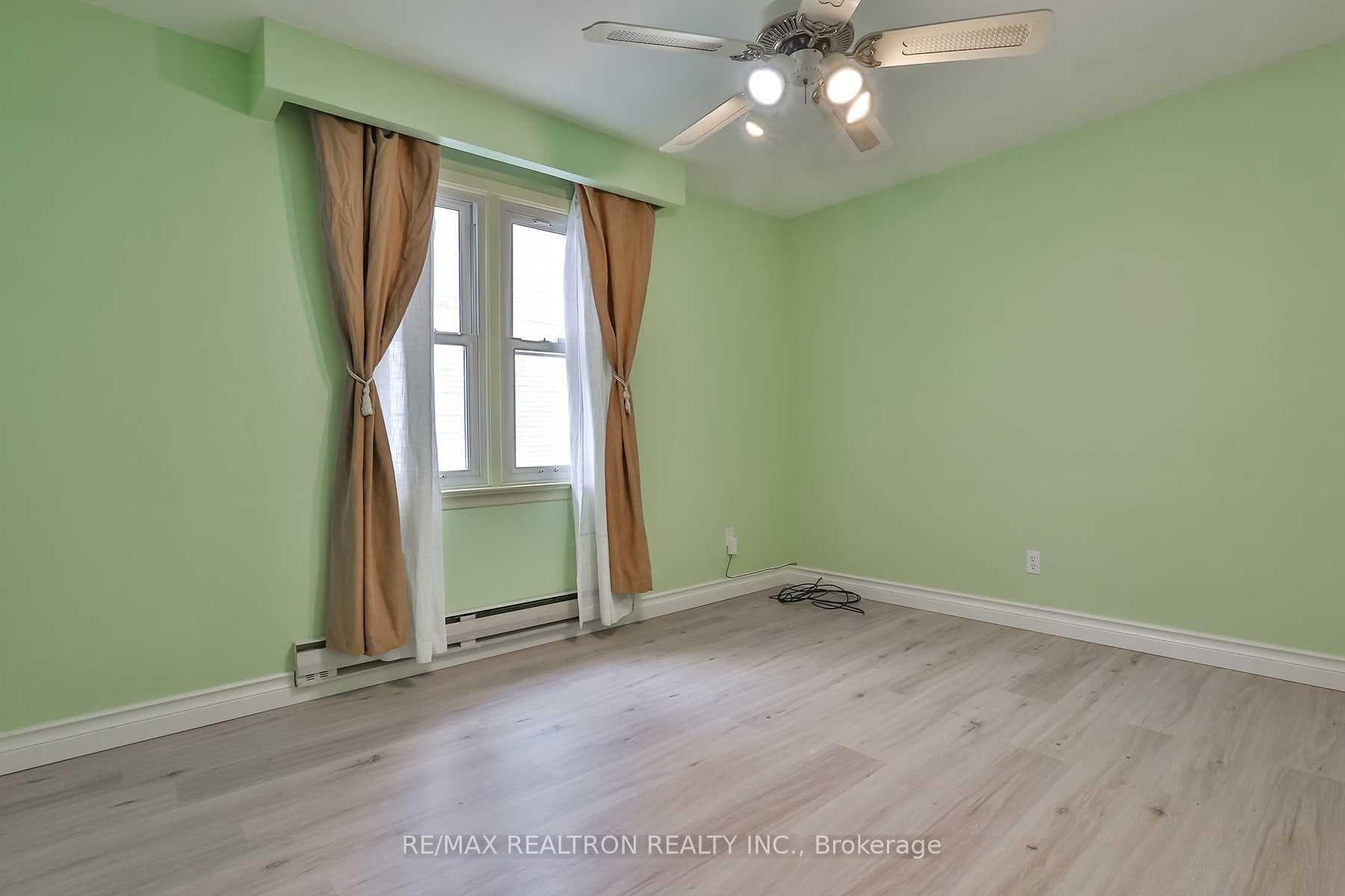 207 Elmwood Avenue photo 10