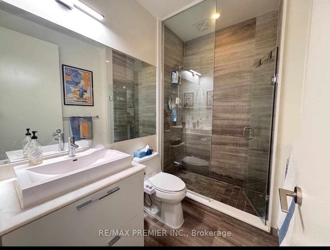 399 Adelaide Street Unit 901 photo 12