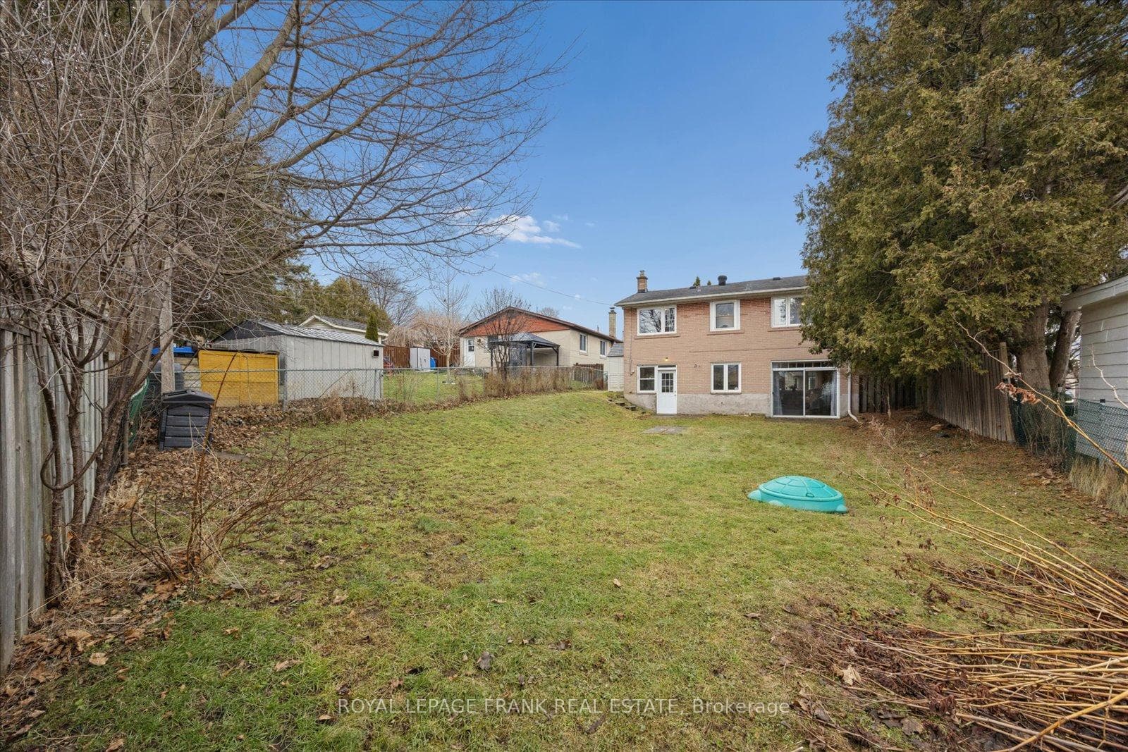 923 Greenwood Crescent photo 47