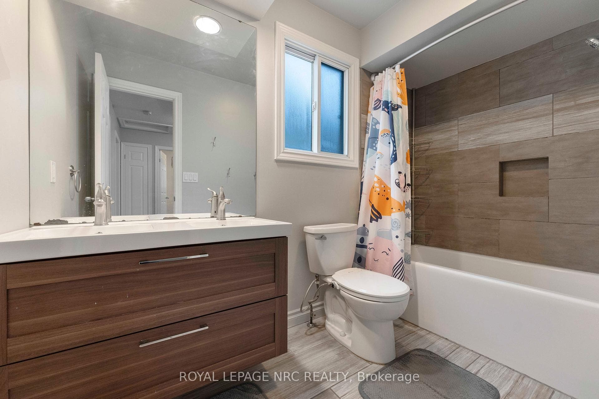 41 Huntington Lane photo 21