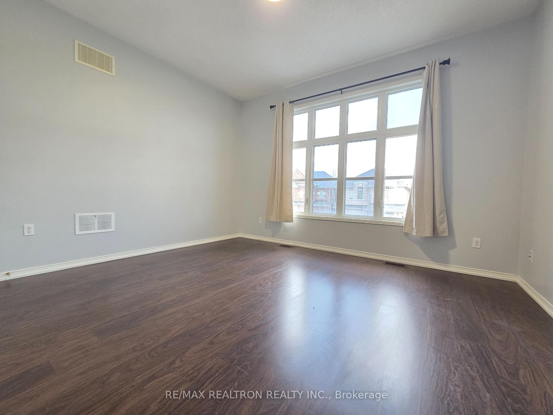 87 Win Timbers Crescent photo 14