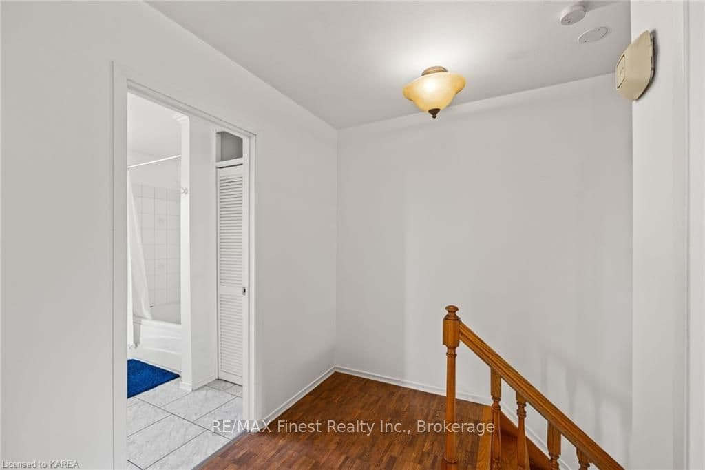 155 DAVY Street photo 21